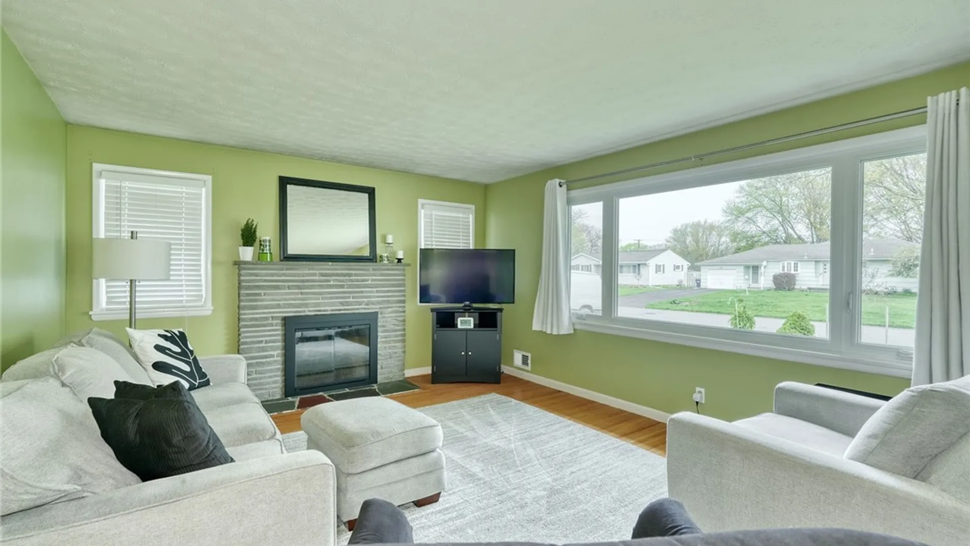 Property at 115 Suellen Drive, Irondequoit, NY 14609 27