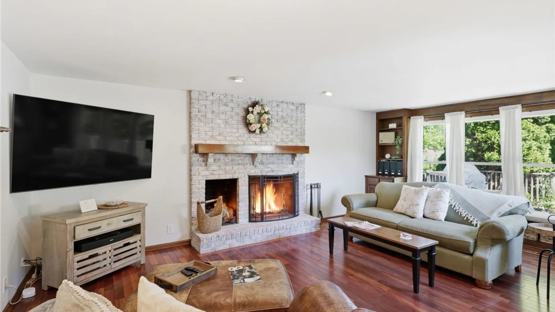 Property at 3 Fenimore Drive, Pittsford, NY 14534 17