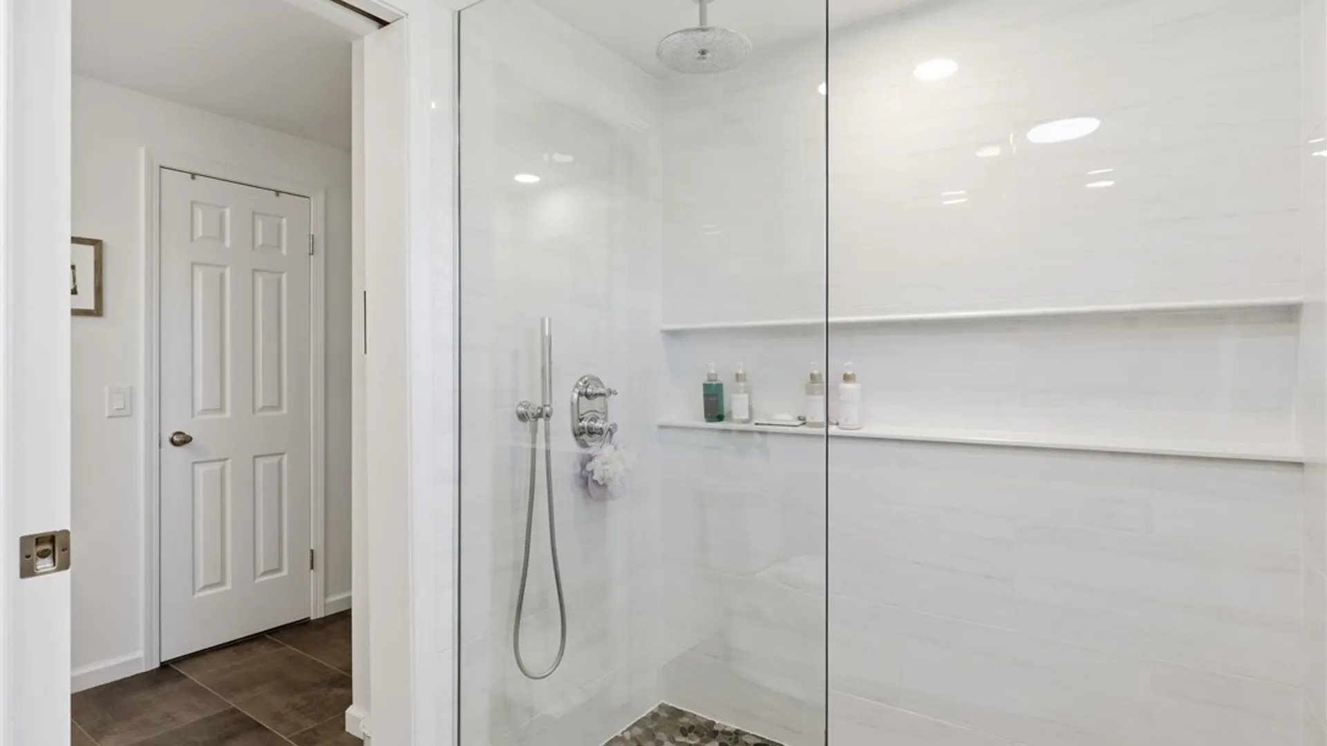 Property at 3 Fenimore Drive, Pittsford, NY 14534 31