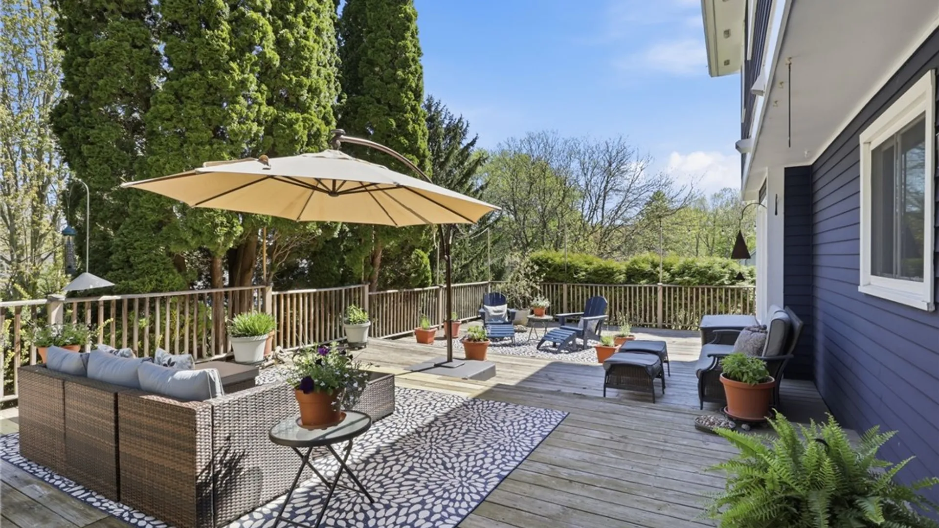 Property at 3 Fenimore Drive, Pittsford, NY 14534 5