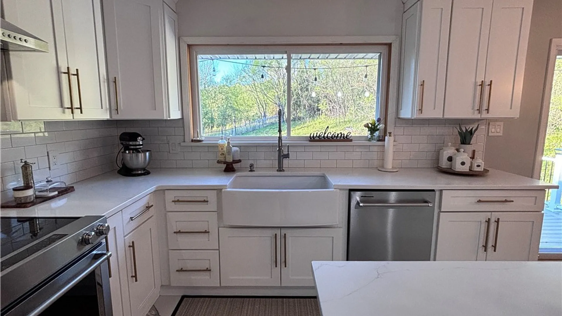 Property at 9529 Chapman Road, New Hartford, NY 13413 6
