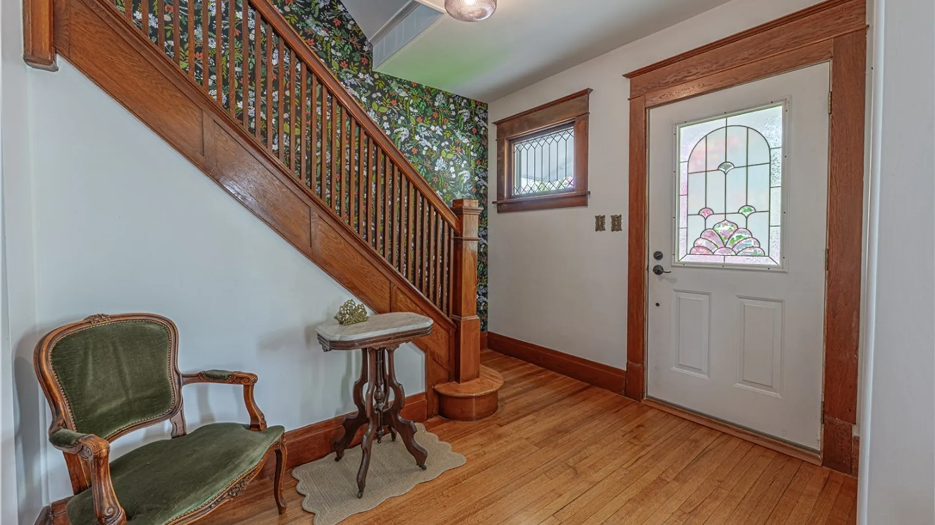 Property at 7 Woodlawn Avenue, Lancaster, NY 14086 22