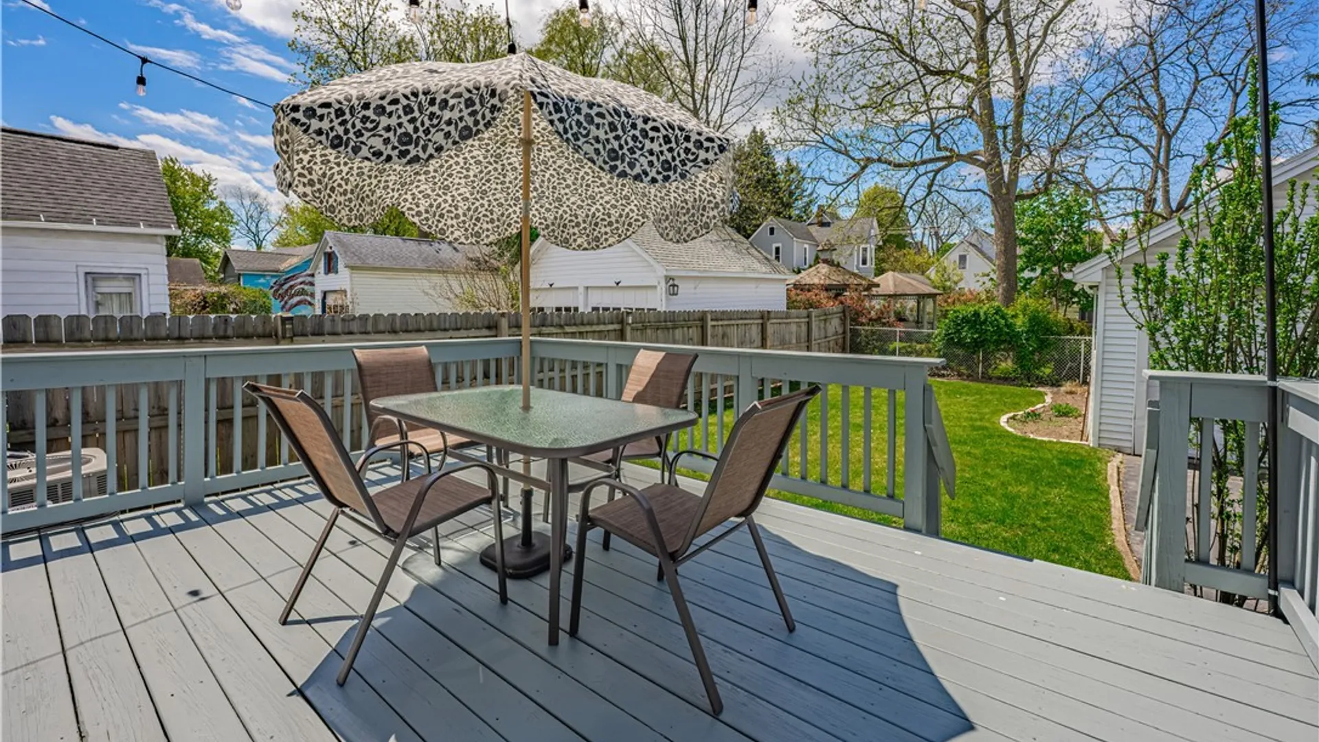 Property at 7 Woodlawn Avenue, Lancaster, NY 14086 7