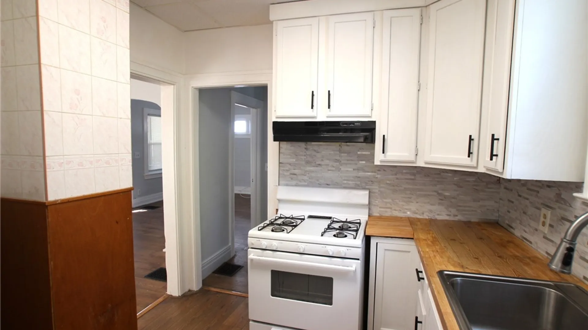 Property at 692 Chili Avenue, Rochester, NY 14611 17