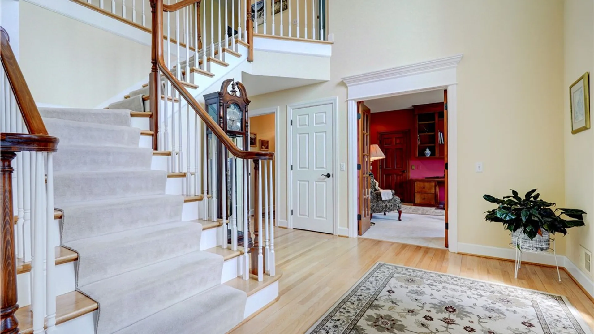 Property at 20 Sunrise Hill, Pittsford, NY 14534 12