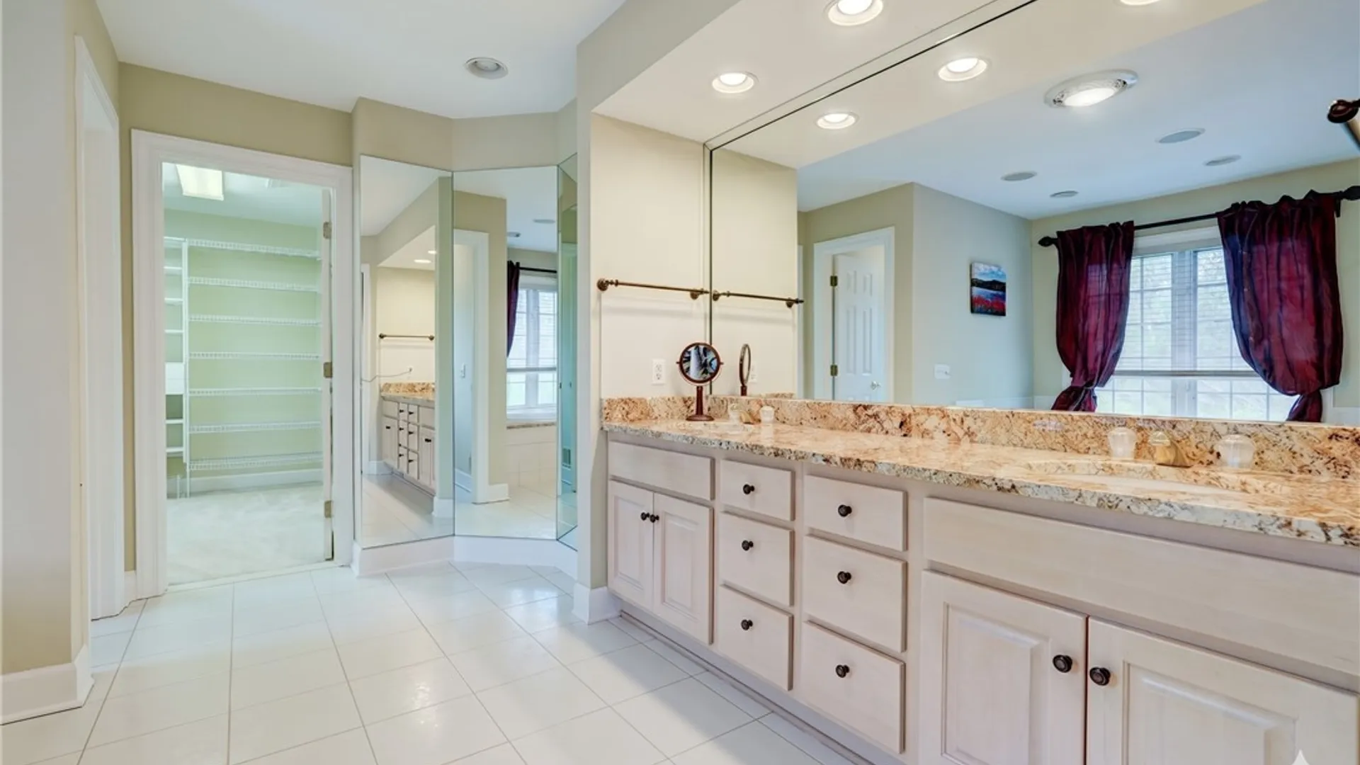 Property at 20 Sunrise Hill, Pittsford, NY 14534 35