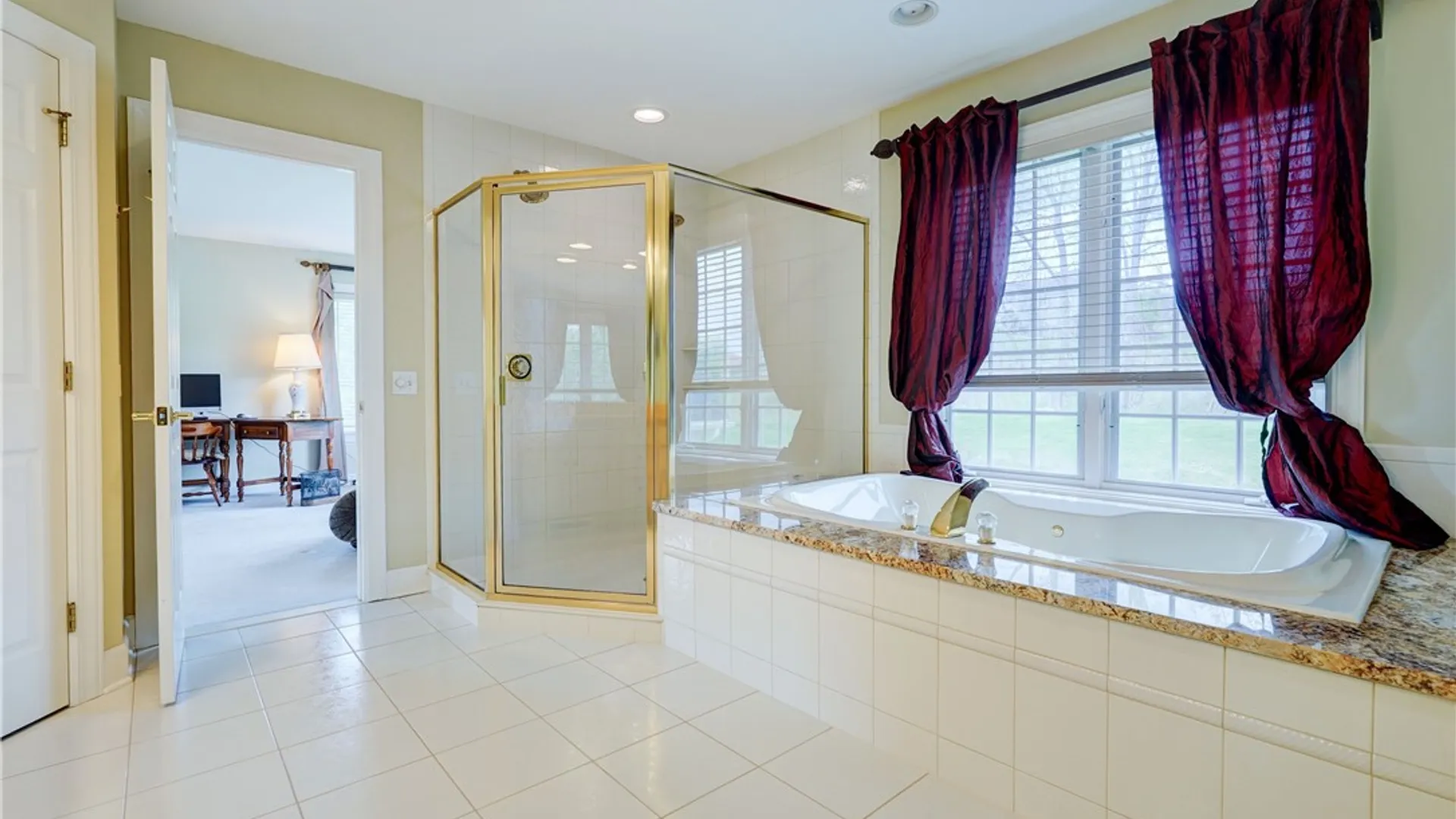 Property at 20 Sunrise Hill, Pittsford, NY 14534 36