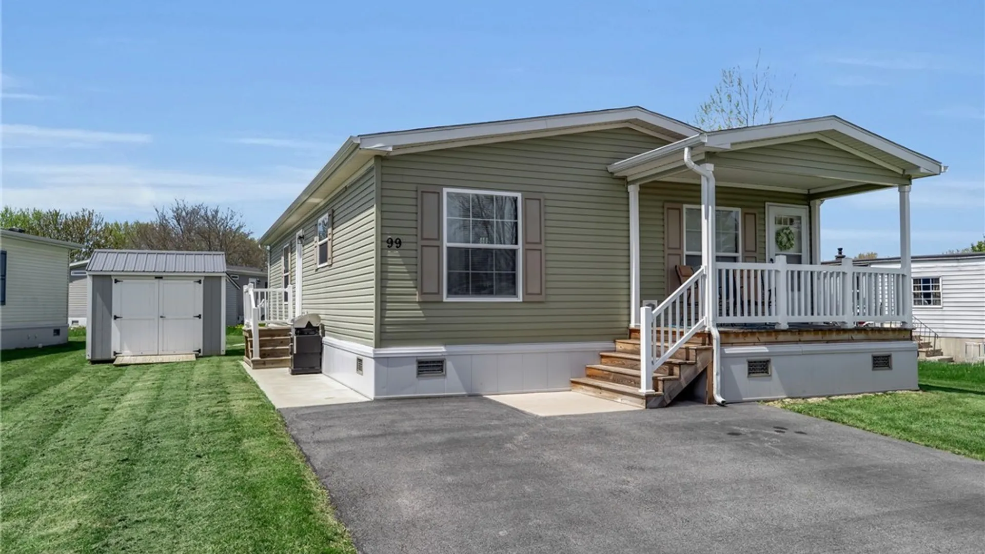 Property at 99 Elmhurst Drive, Lockport Town, NY 14094 2