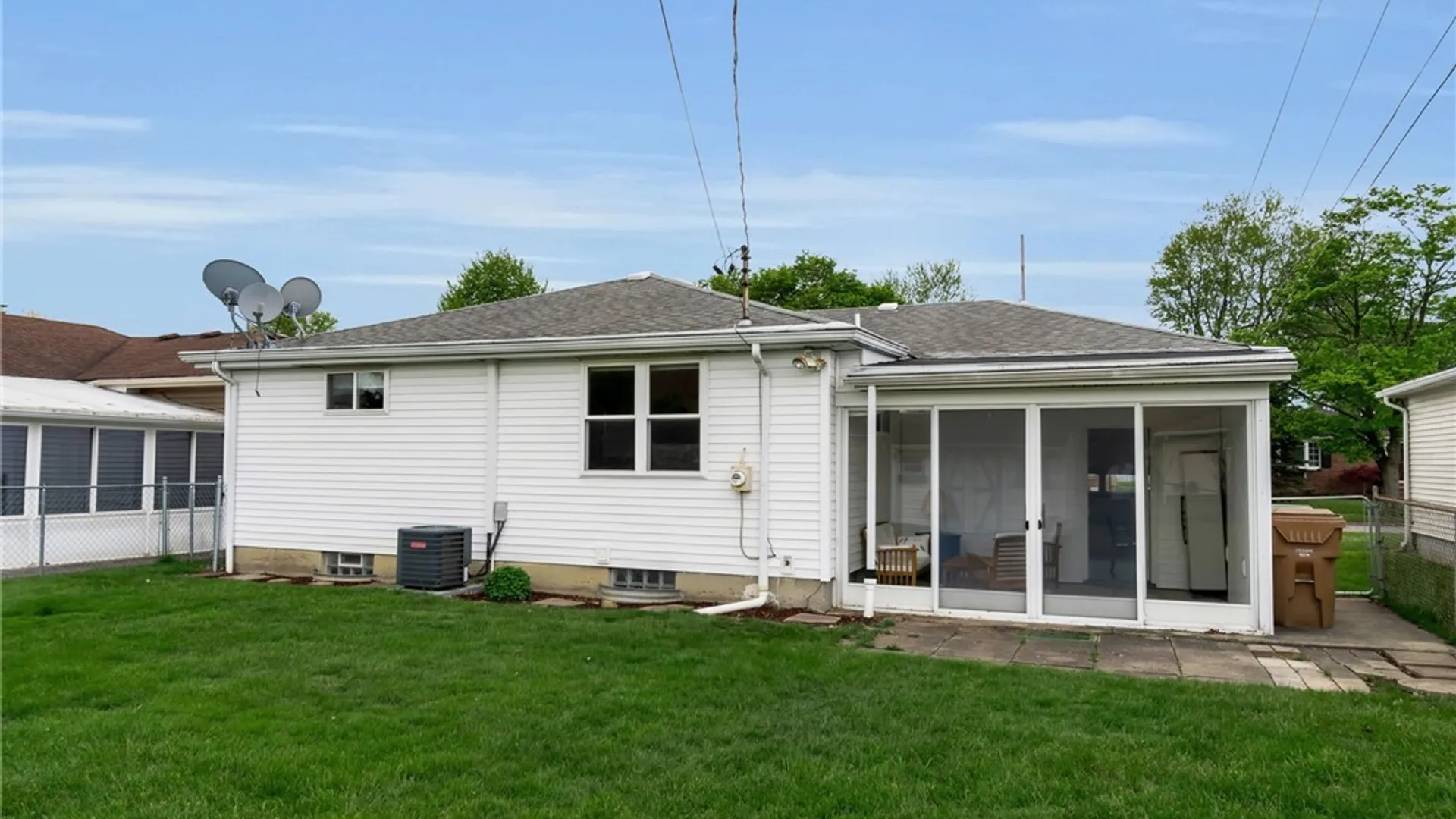 Property at 203 Lou Ann Drive, Cheektowaga, NY 14043 36