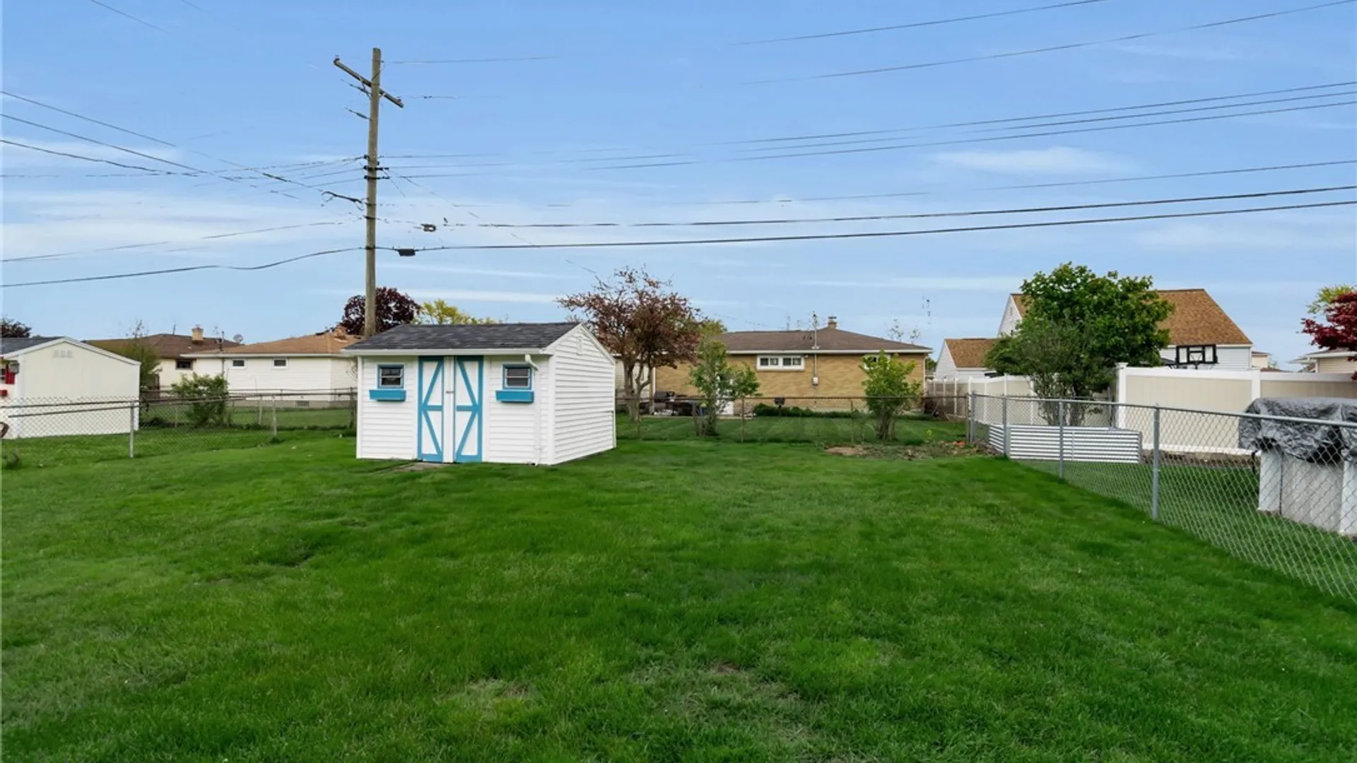 Property at 203 Lou Ann Drive, Cheektowaga, NY 14043 39