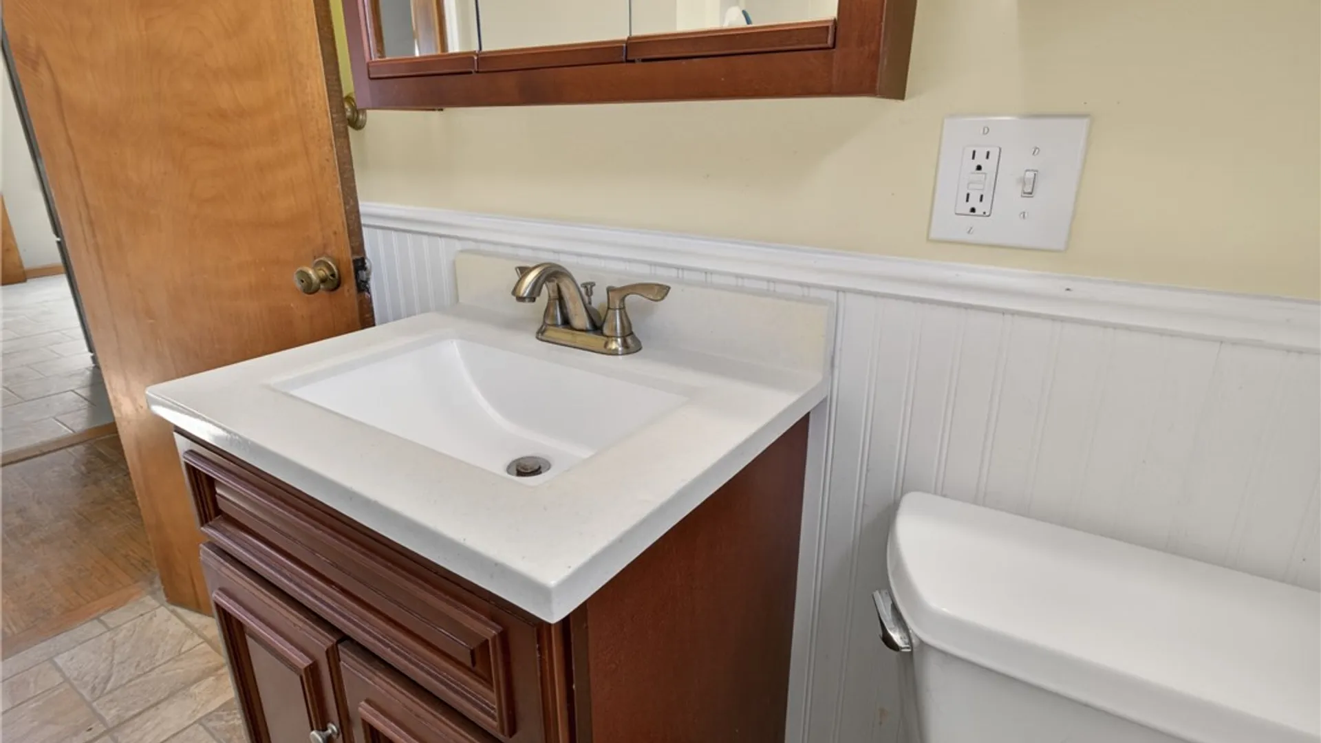Property at 424 Spruce Street, East Rochester, NY 14445 25