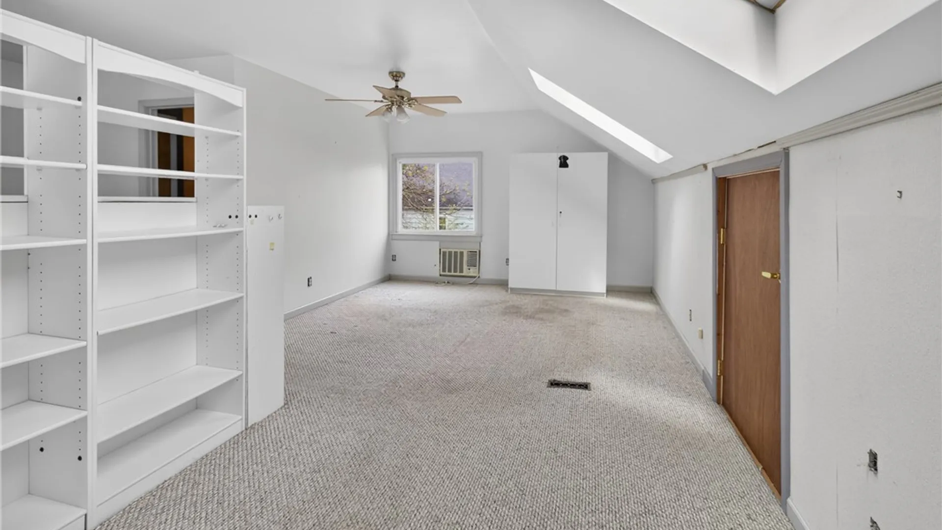 Property at 424 Spruce Street, East Rochester, NY 14445 36