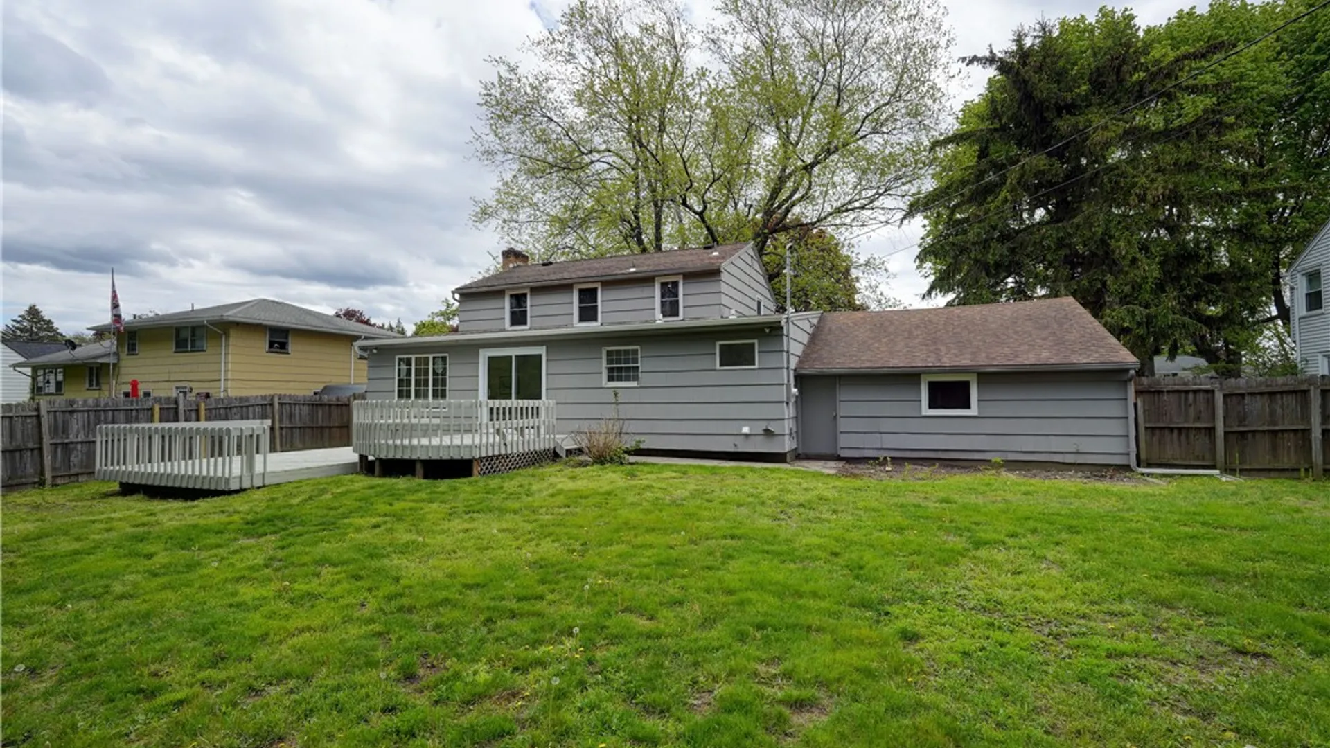 Property at 38 Plaza Dr, Irondequoit, NY 14617 49