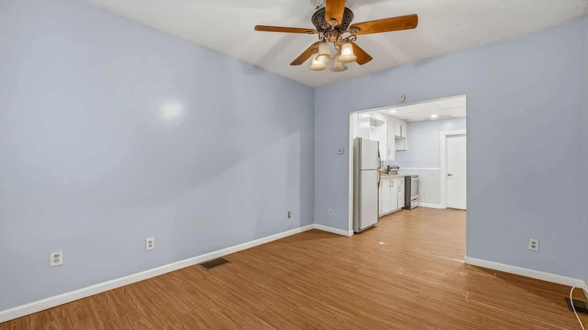 Property at 2233 Welch Avenue, Niagara Falls, NY 14303 12