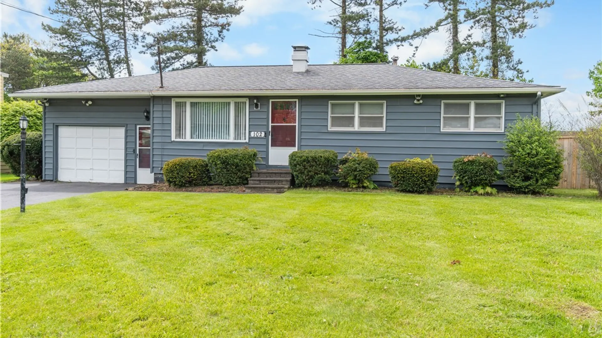 Property at 102 Sherwood Lane, Salina, NY 13212 2