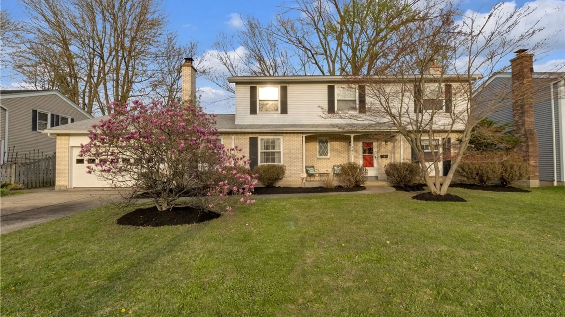 Property at 41 Kingswaye Drive, Amherst, NY 14221 2