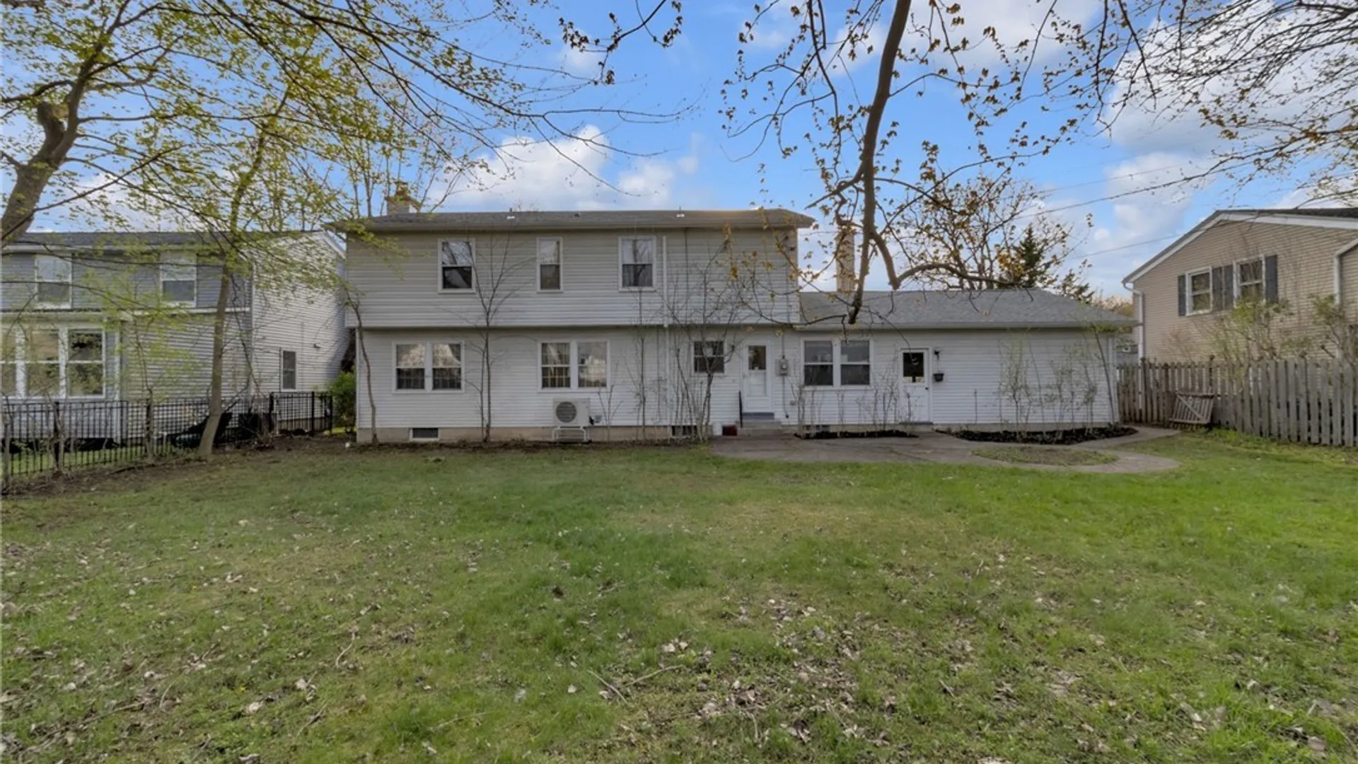 Property at 41 Kingswaye Drive, Amherst, NY 14221 6