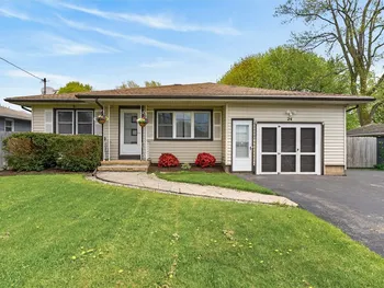 Property at 24 Bennett Ave, Irondequoit, NY 14609