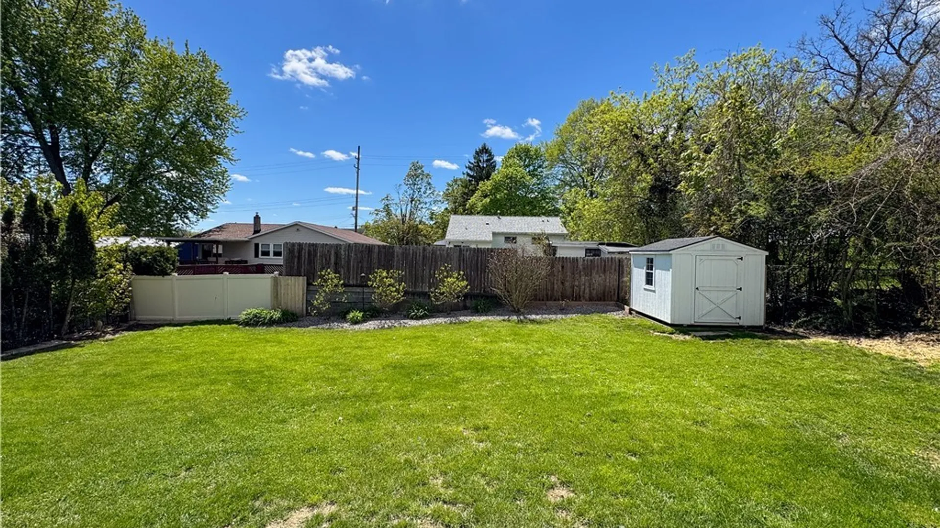 Property at 26 Locust Street, Auburn, NY 13021 4