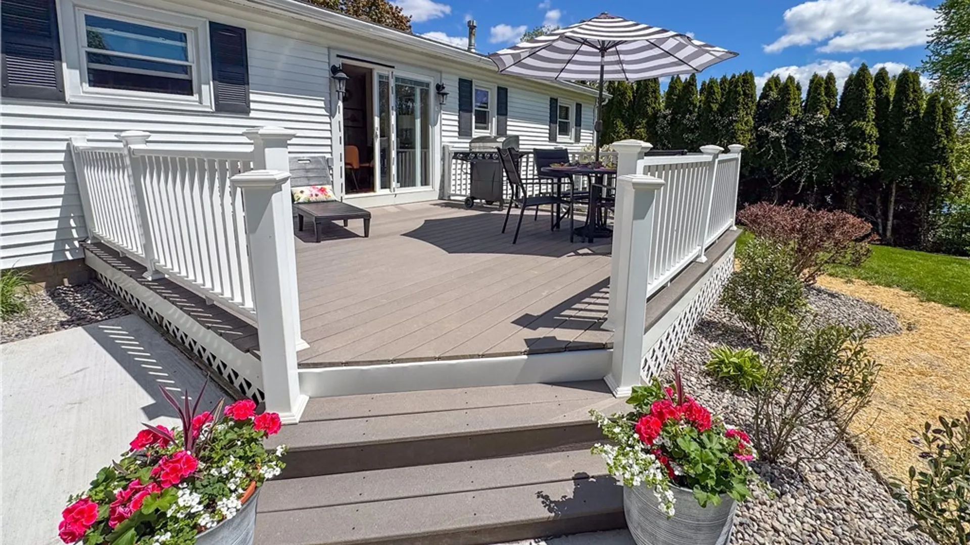Property at 26 Locust Street, Auburn, NY 13021 7