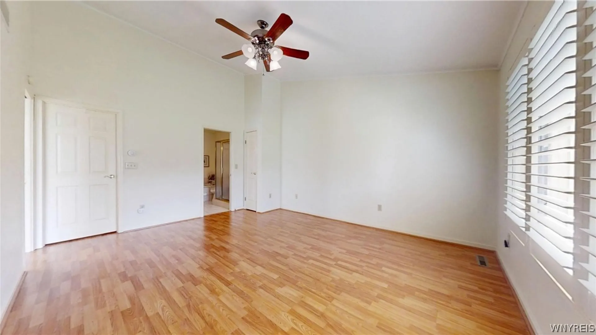 Property at 3 BirdWalk Lane, Amherst, NY 14221 19