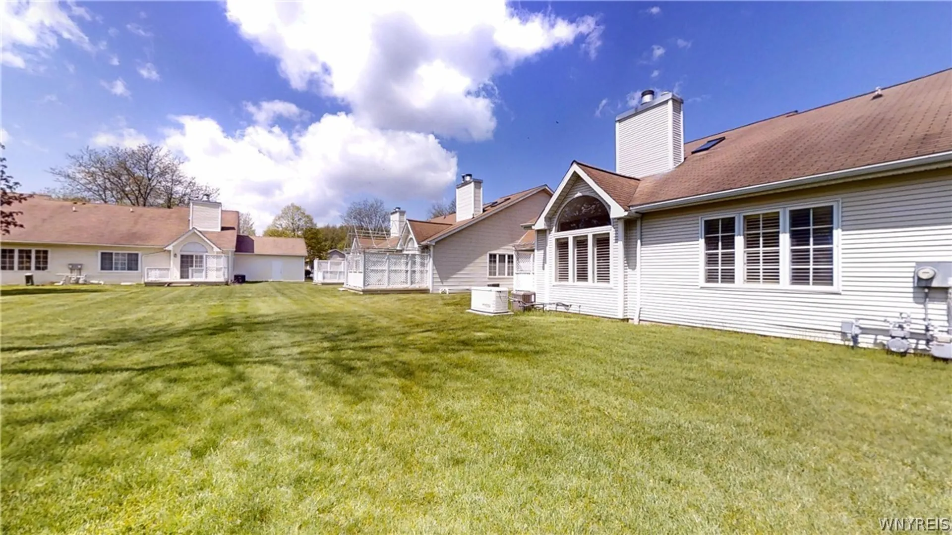 Property at 3 BirdWalk Lane, Amherst, NY 14221 36