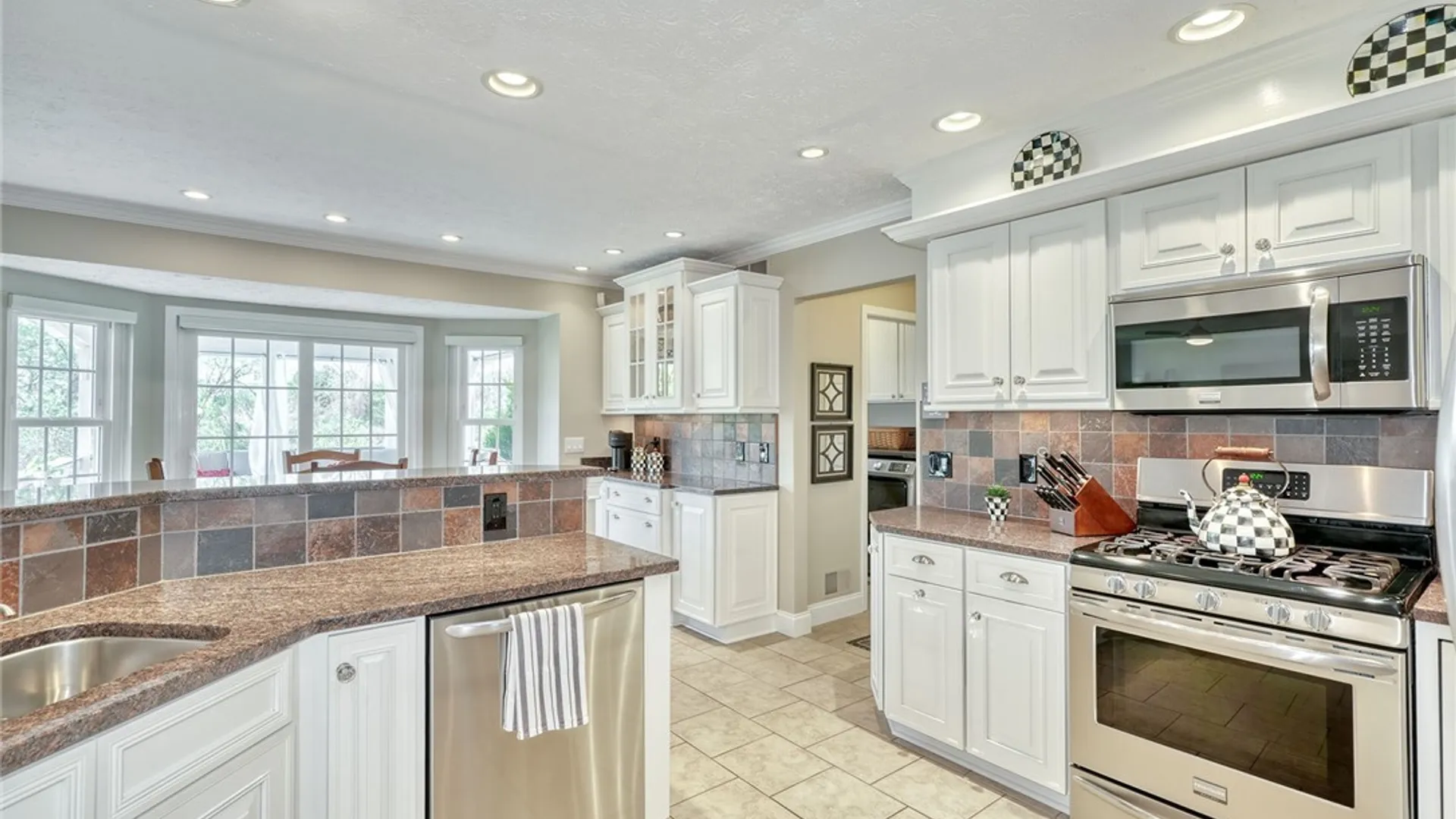 Property at 14 Summer Pond Way, Chili, NY 14624 14