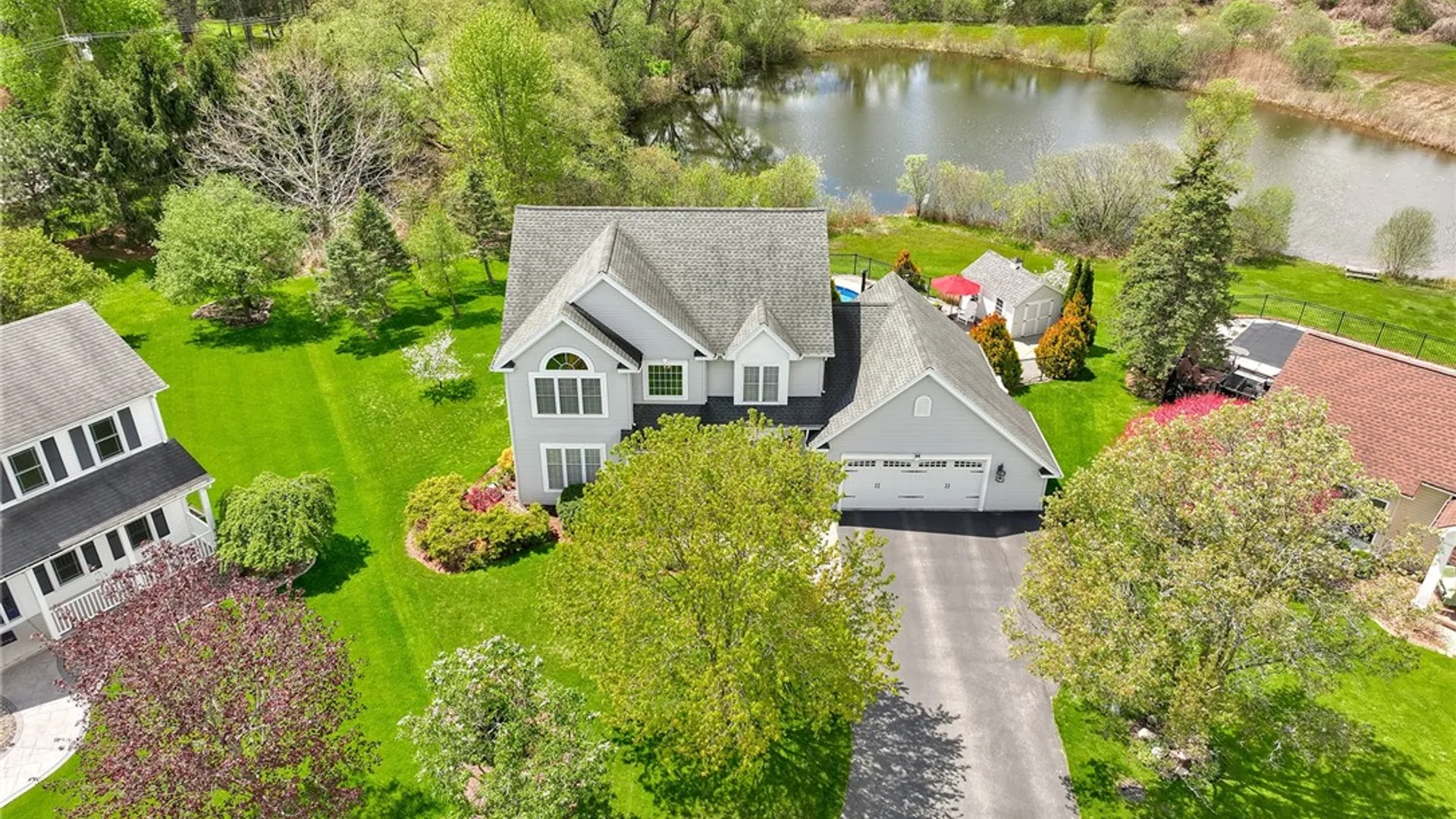 Property at 14 Summer Pond Way, Chili, NY 14624 3