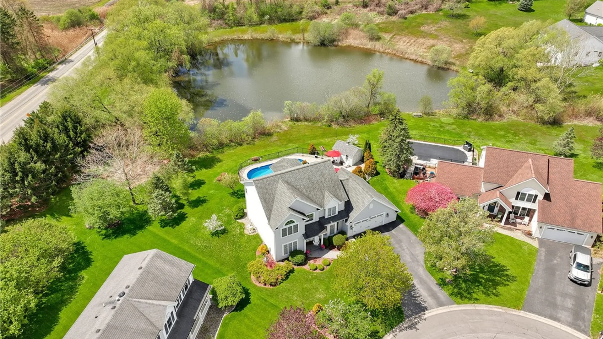 Property at 14 Summer Pond Way, Chili, NY 14624 4