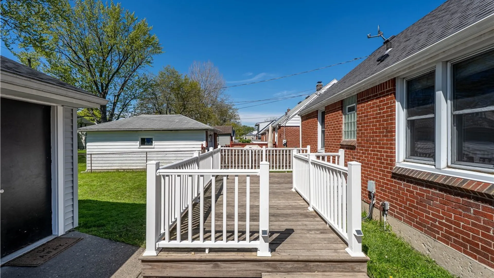 Property at 77 Peinkofer Drive, Cheektowaga, NY 14225 13