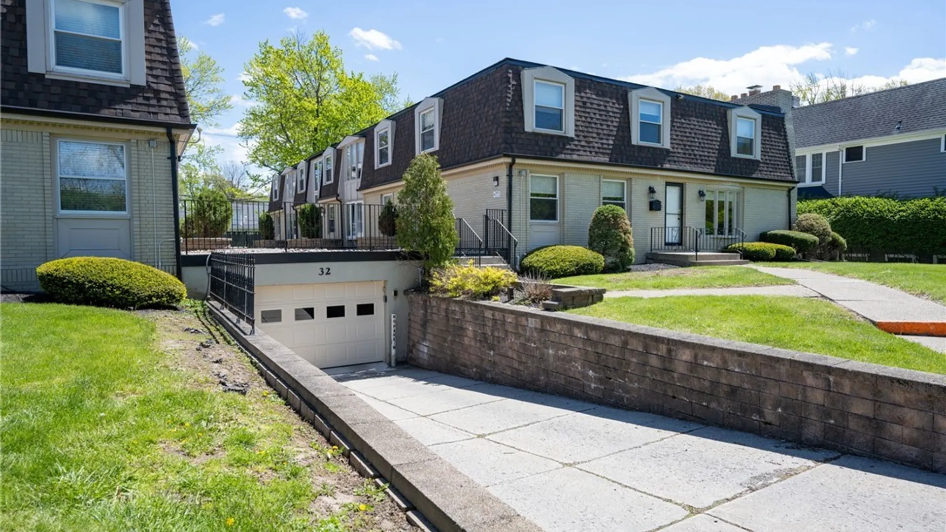 Property at 32 Bernhardt Drive, Amherst, NY 14226 43