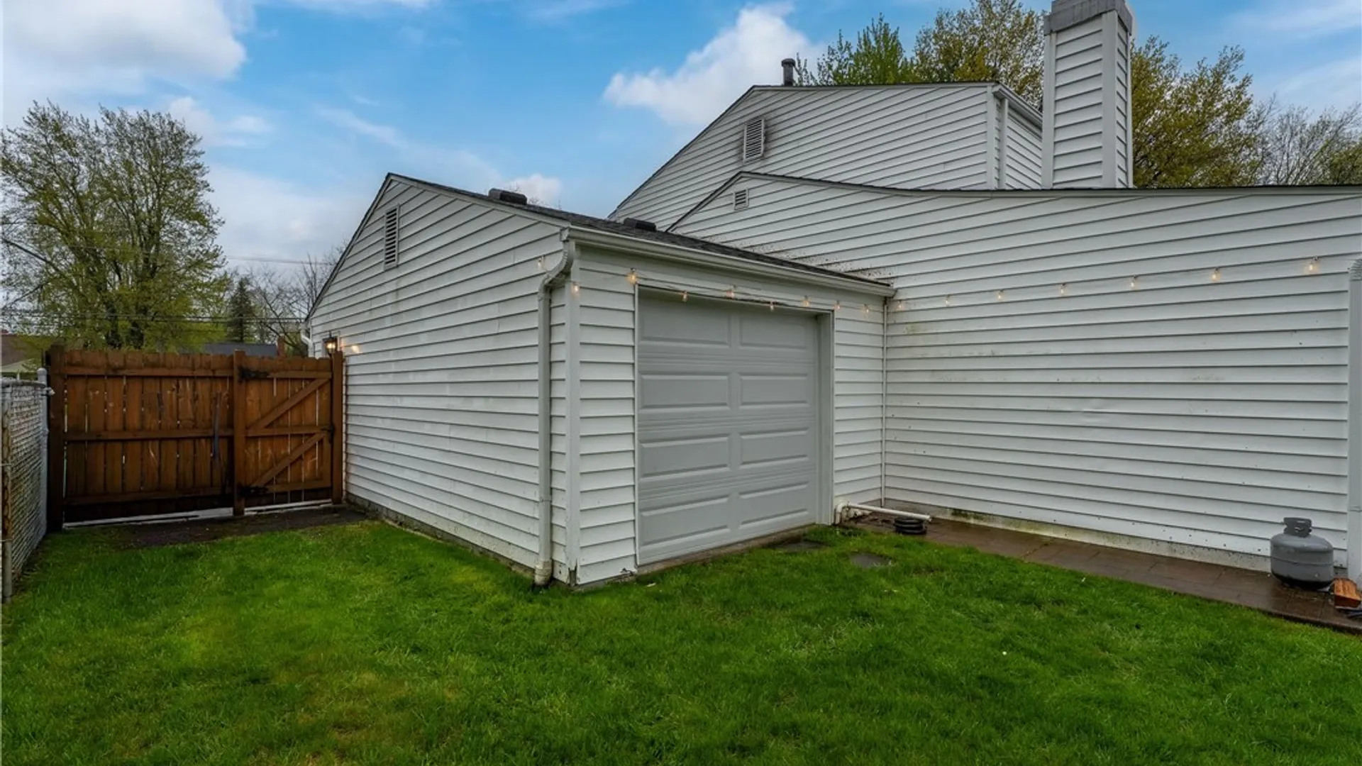 Property at 1882 Hopkins Road, Amherst, NY 14068 43