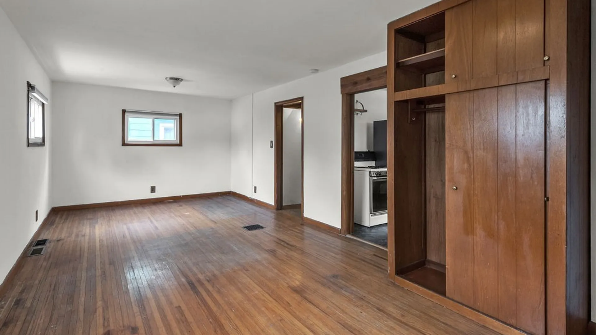 Property at 188 Norwalk Avenue, Buffalo, NY 14216 37