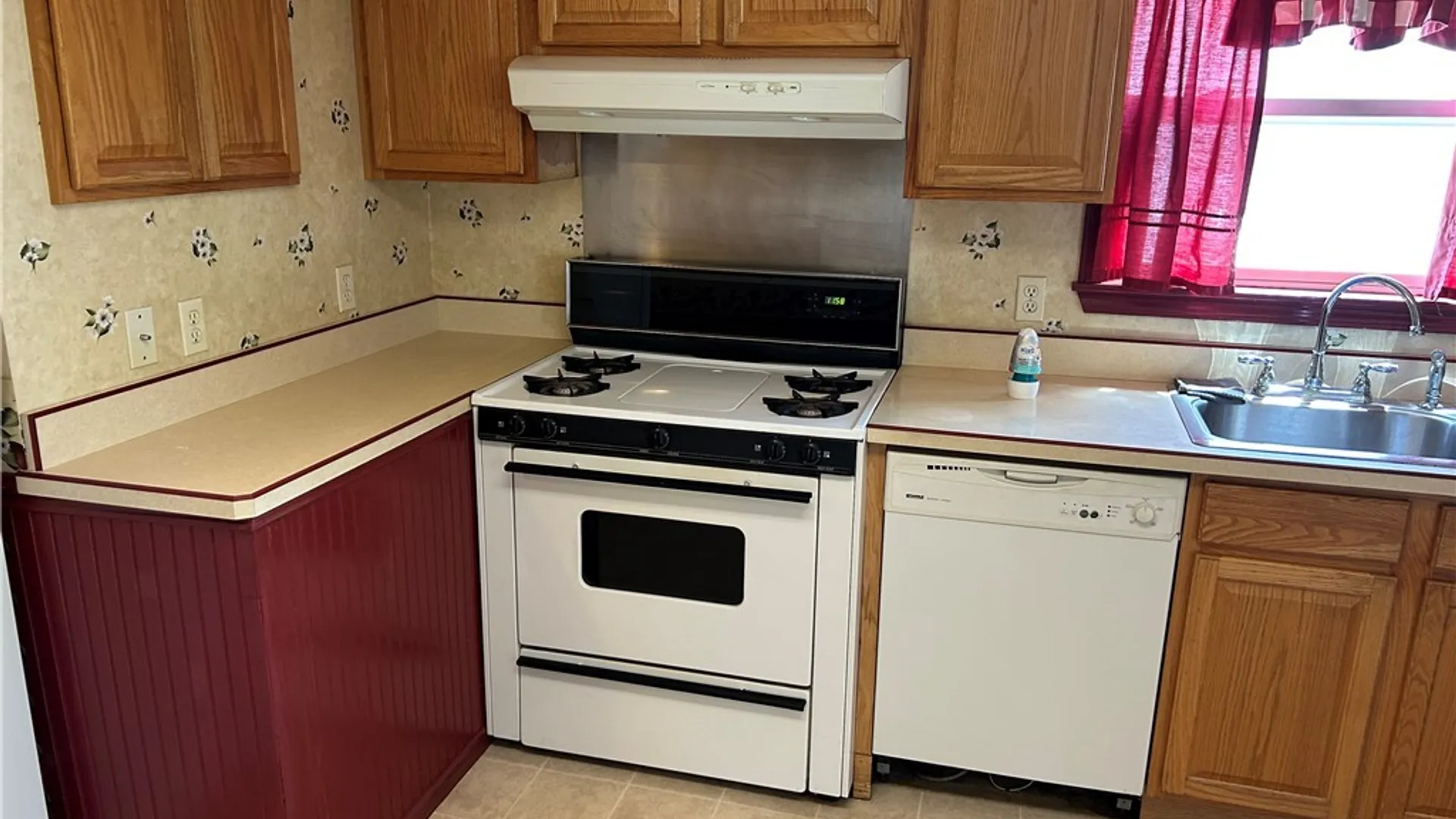 Property at 1509 1st North Street, Syracuse, NY 13208 8
