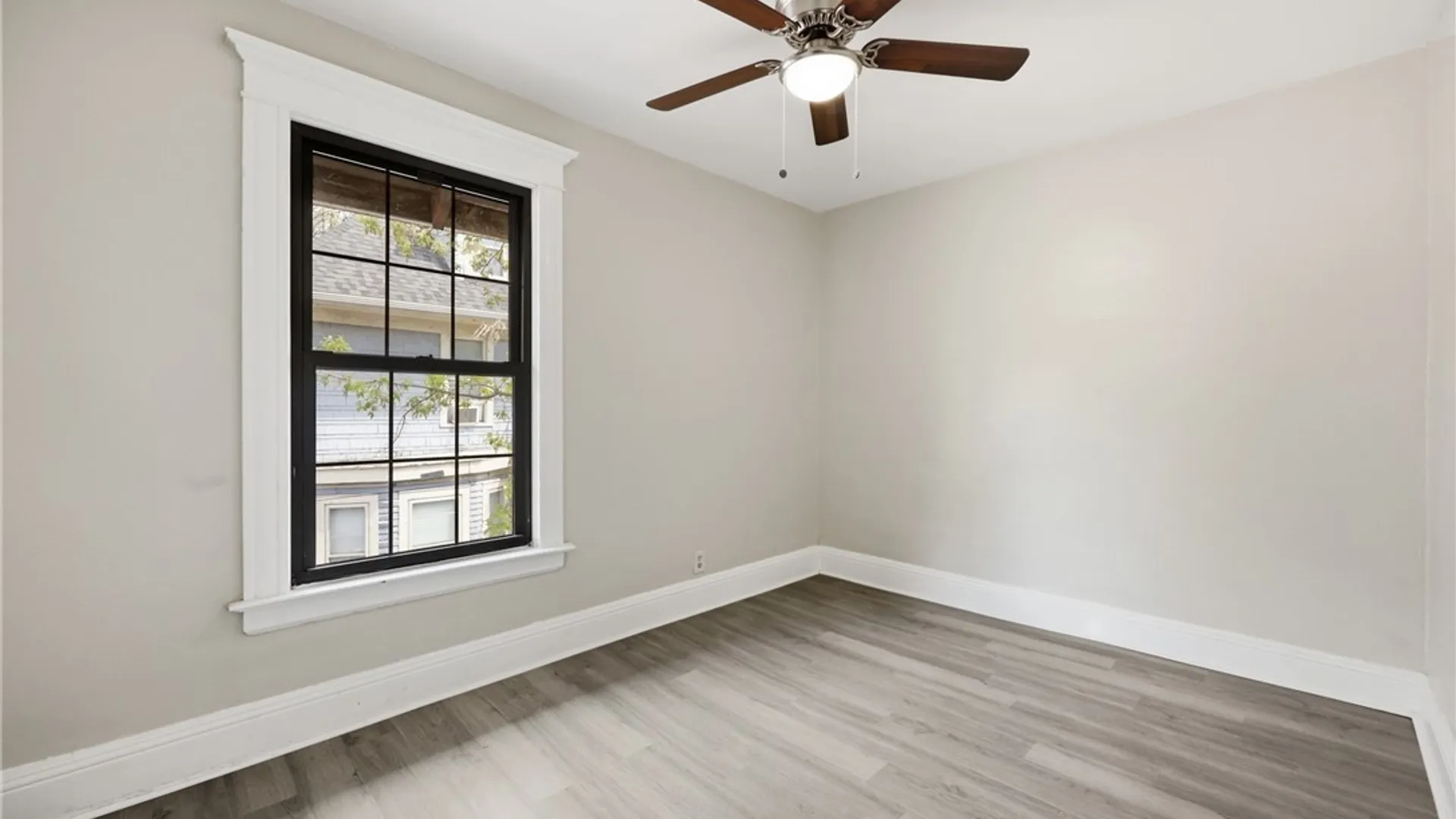 Property at 957 Delavan Avenue, Buffalo, NY 14209 24