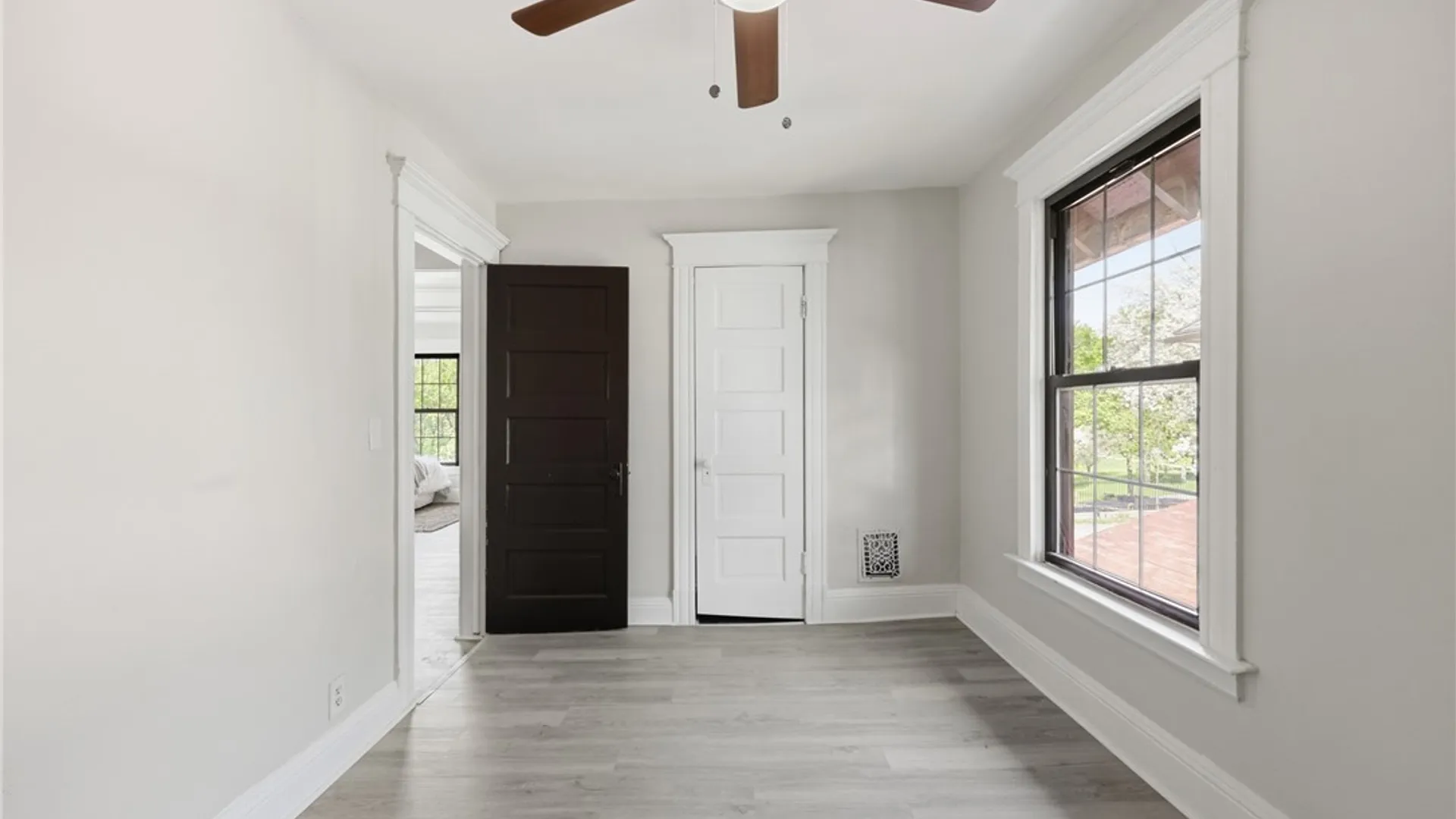 Property at 957 Delavan Avenue, Buffalo, NY 14209 25