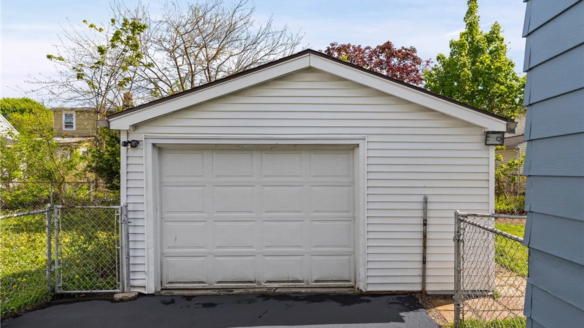 Property at 157 Ashwood Drive, Rochester, NY 14609 31