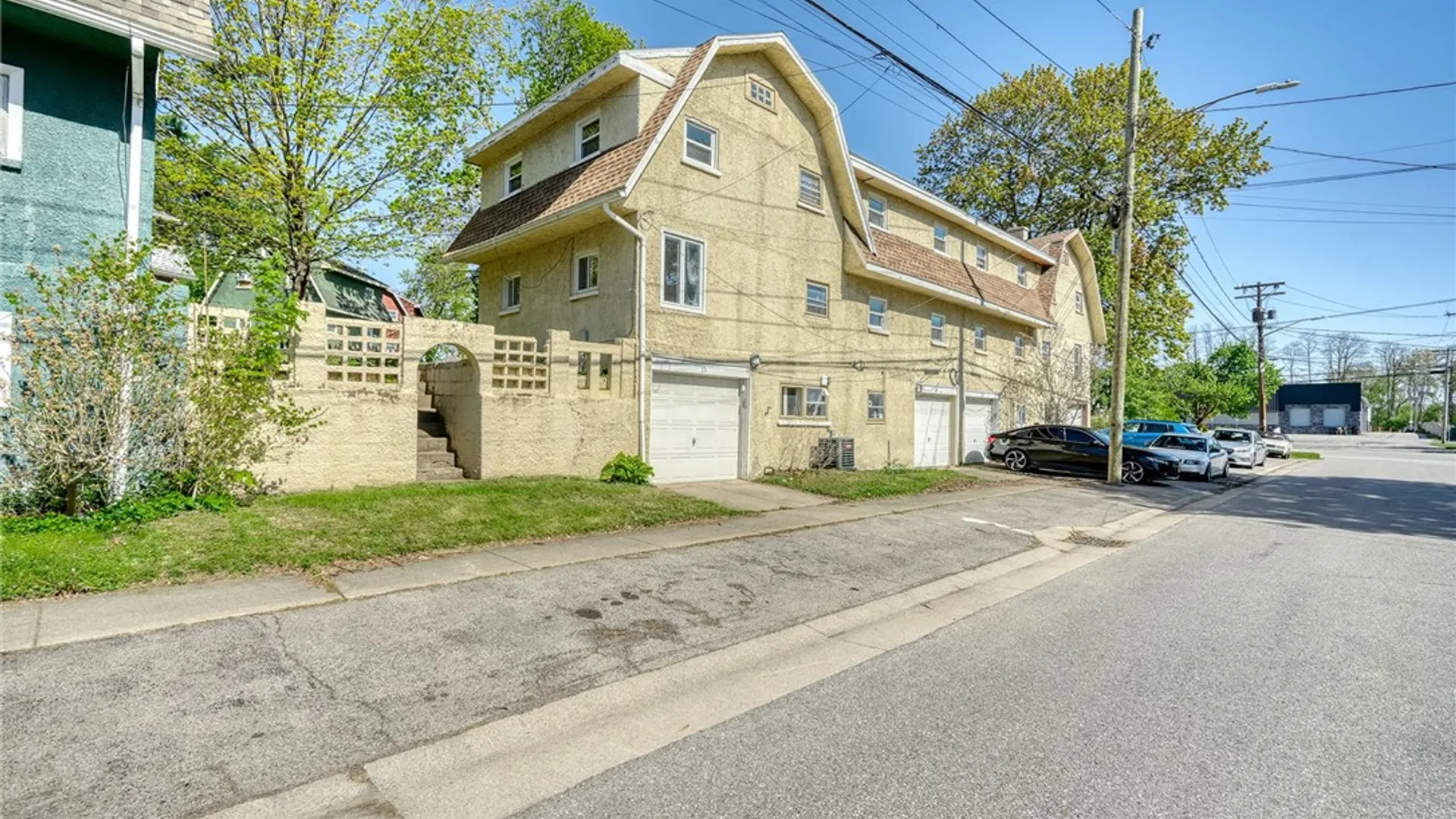Property at 15 Woodneath Cres, East Rochester, NY 14445 26