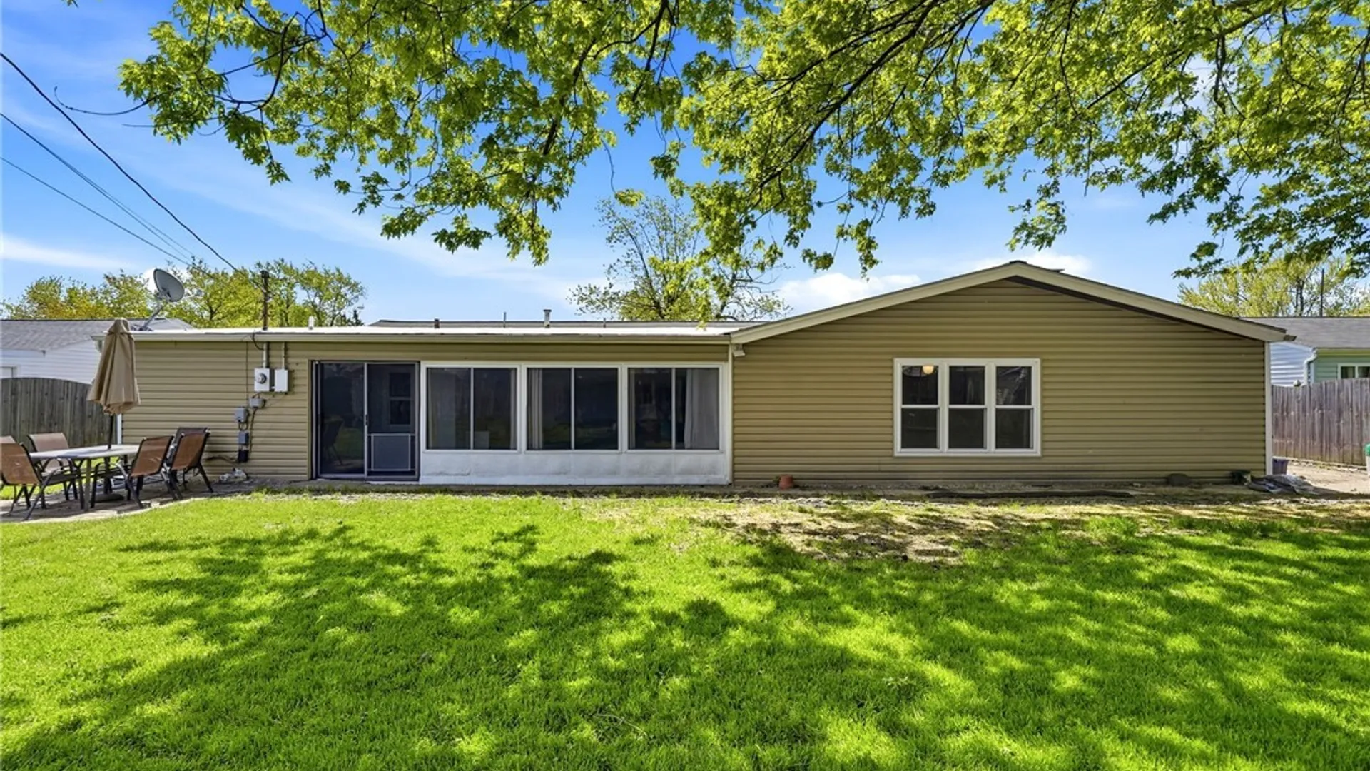 Property at 52 Donna Court, Cheektowaga, NY 14043 27