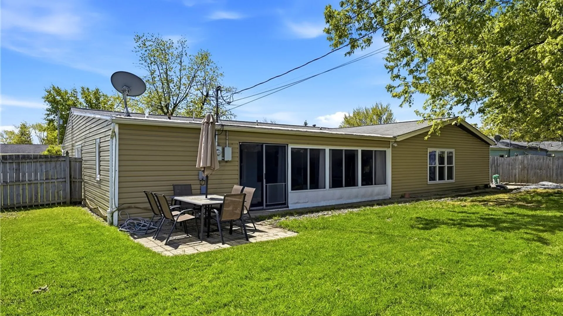Property at 52 Donna Court, Cheektowaga, NY 14043 28