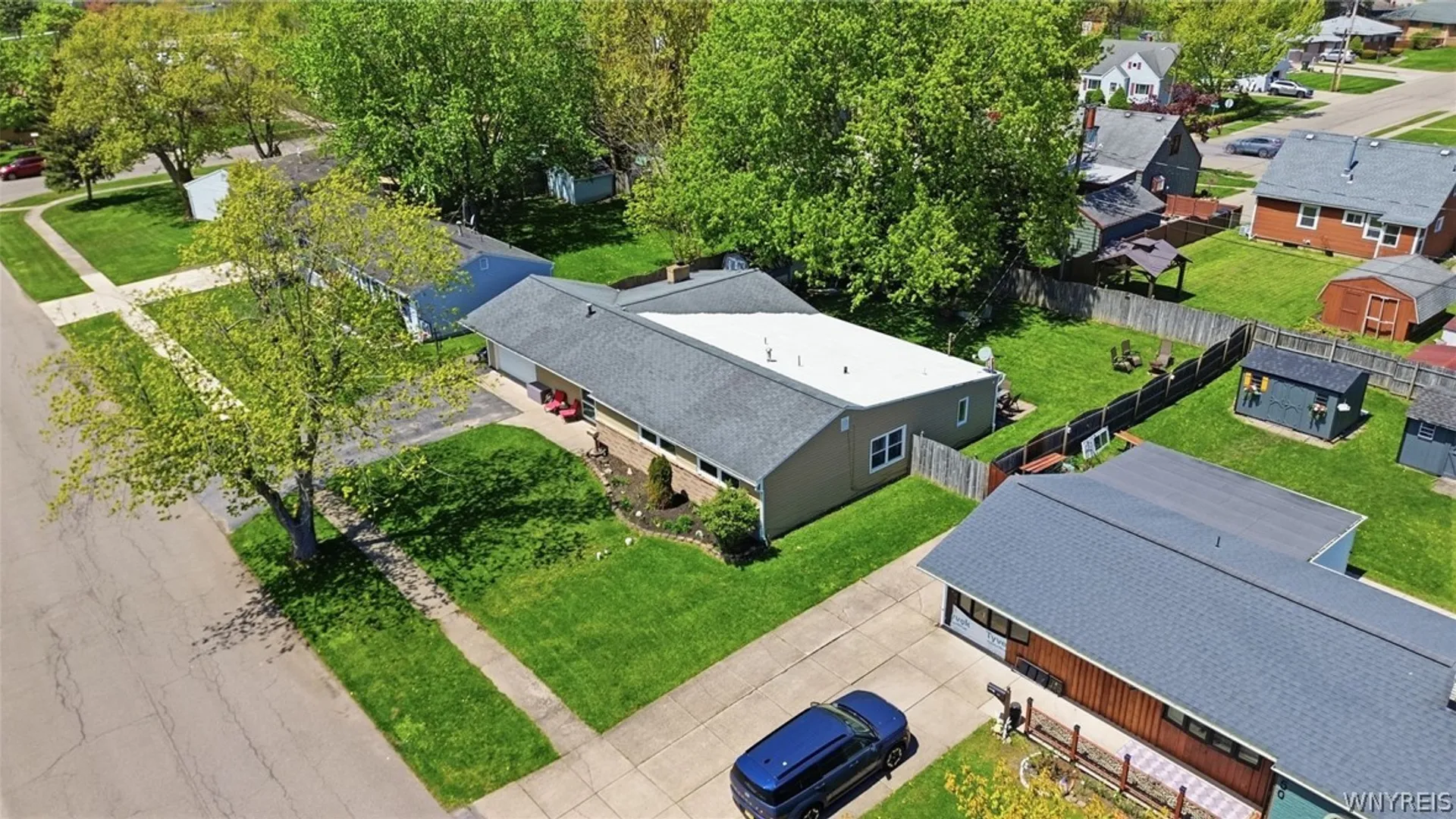 Property at 52 Donna Court, Cheektowaga, NY 14043 31