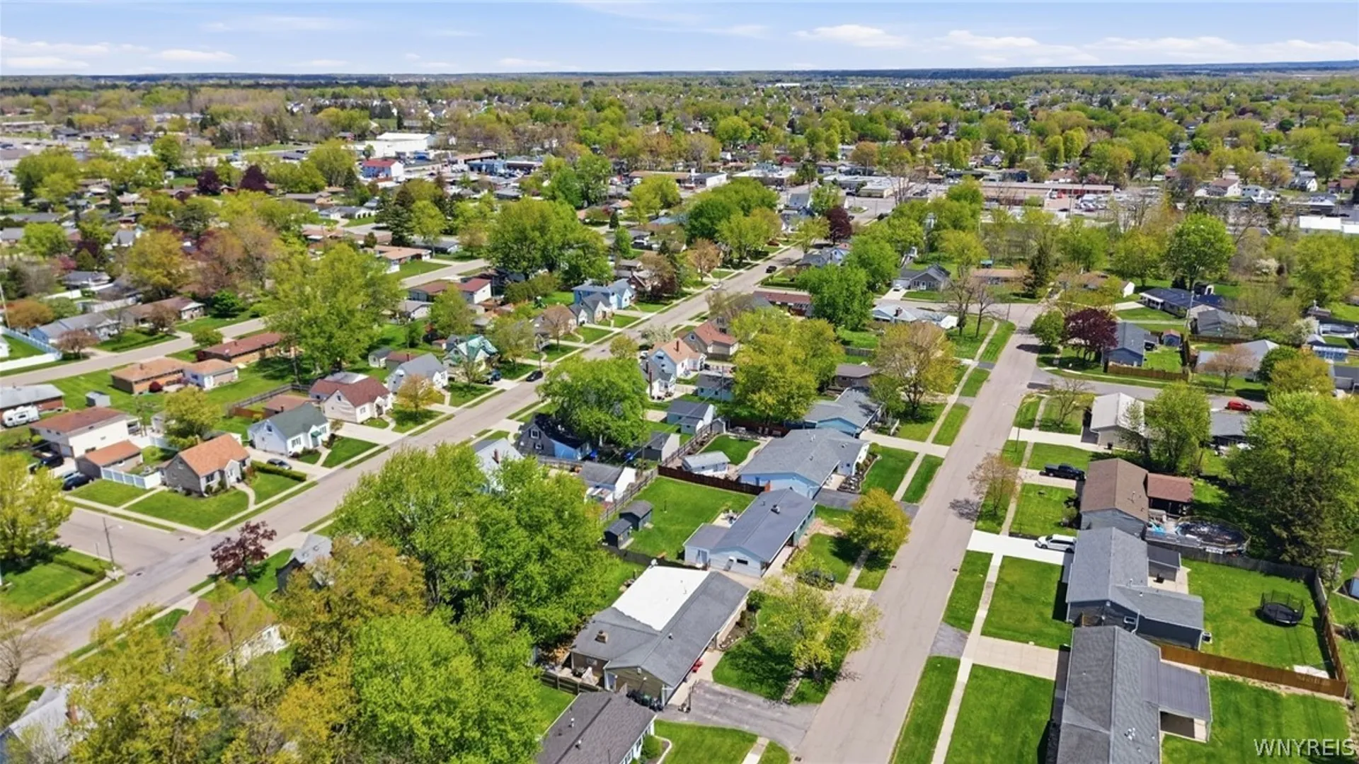 Property at 52 Donna Court, Cheektowaga, NY 14043 33