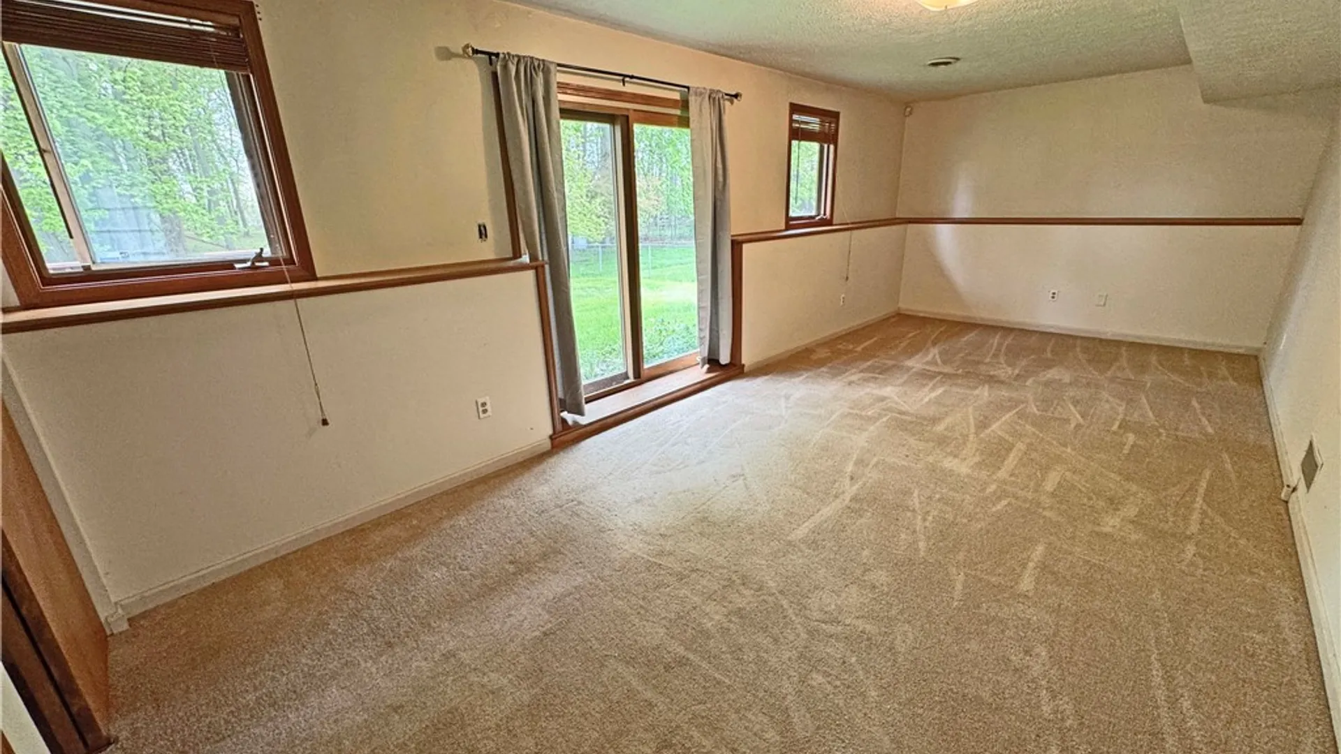 Property at 50 Dolman Drive, Gates, NY 14624 9