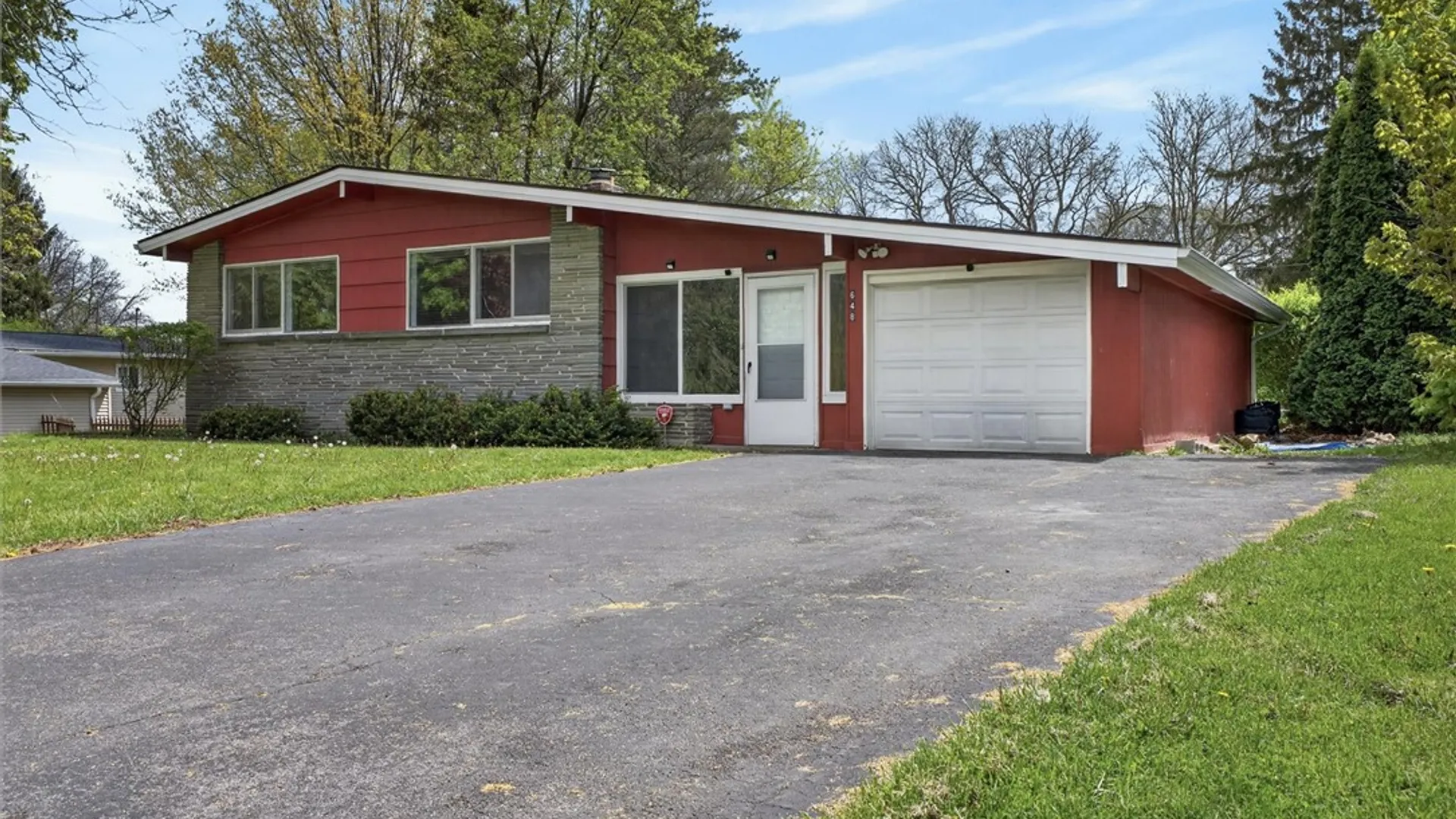 Property at 648 Pinnacle Road, Henrietta, NY 14534 2