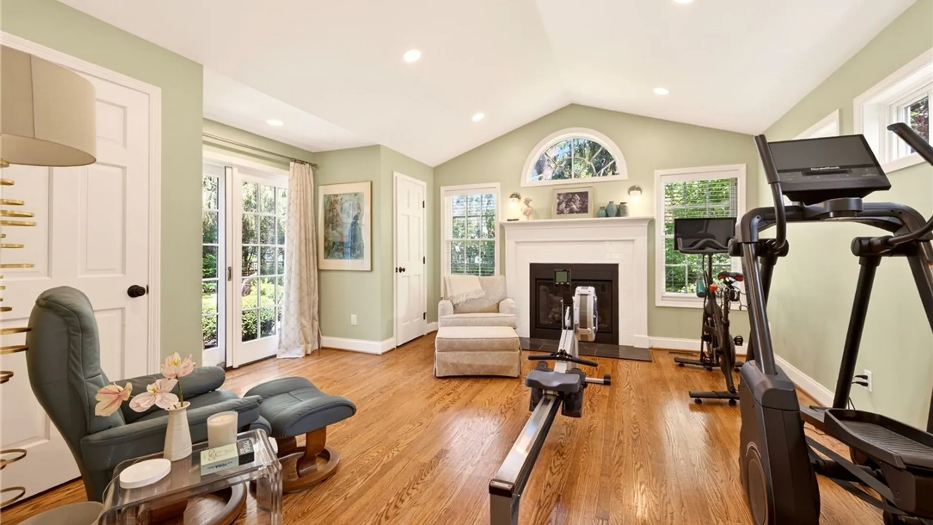 Property at 220 Overbrook Road, Pittsford, NY 14618 13