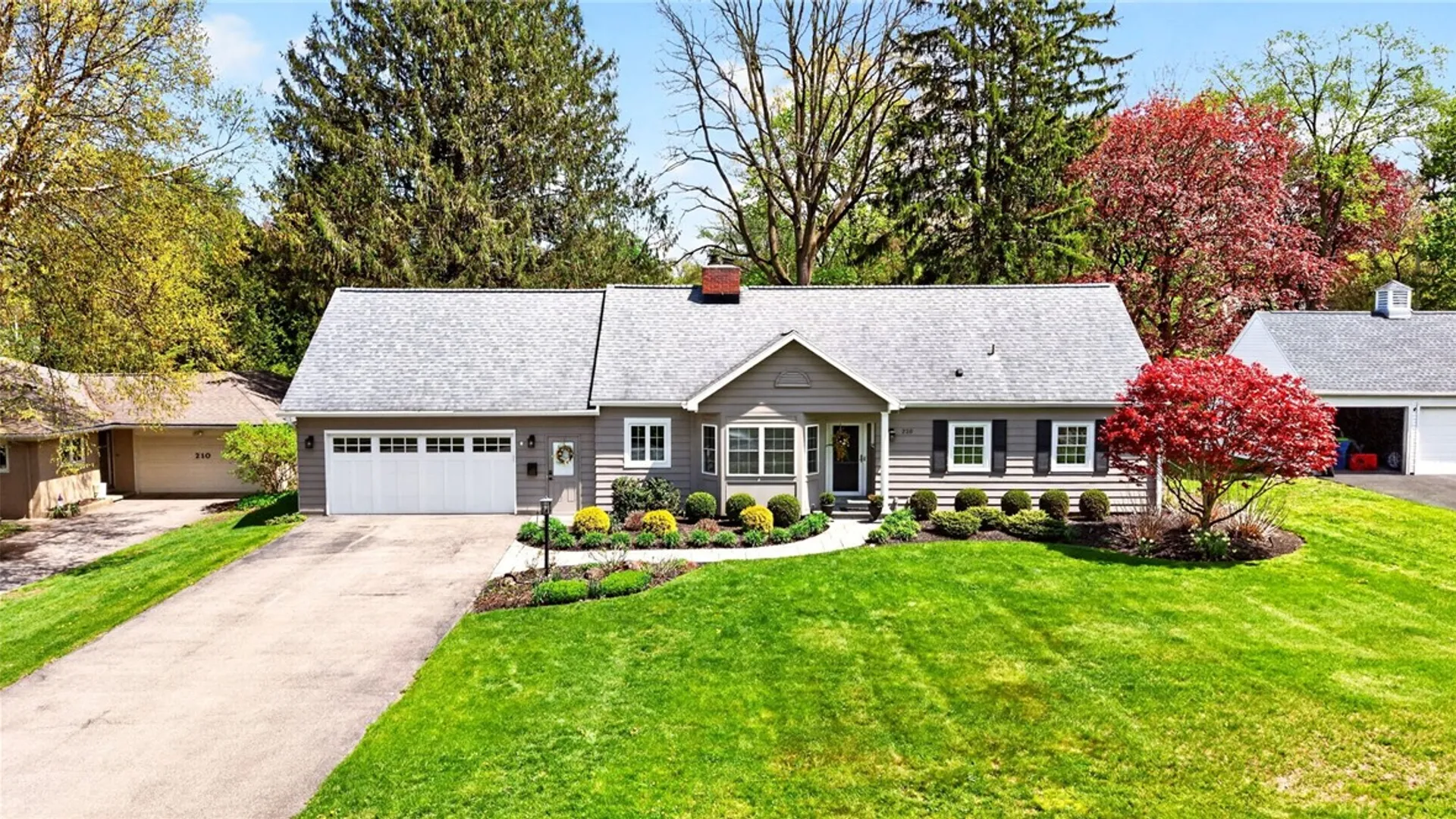 Property at 220 Overbrook Road, Pittsford, NY 14618 4