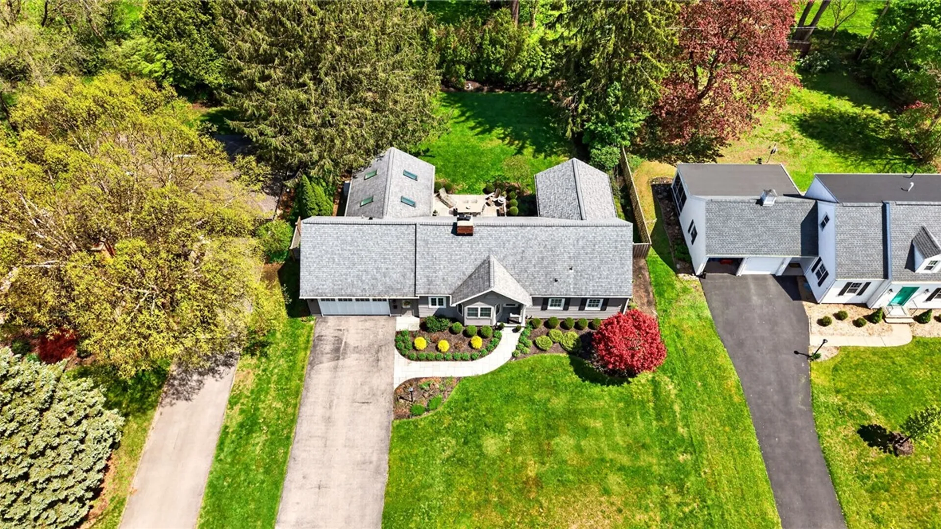 Property at 220 Overbrook Road, Pittsford, NY 14618 45
