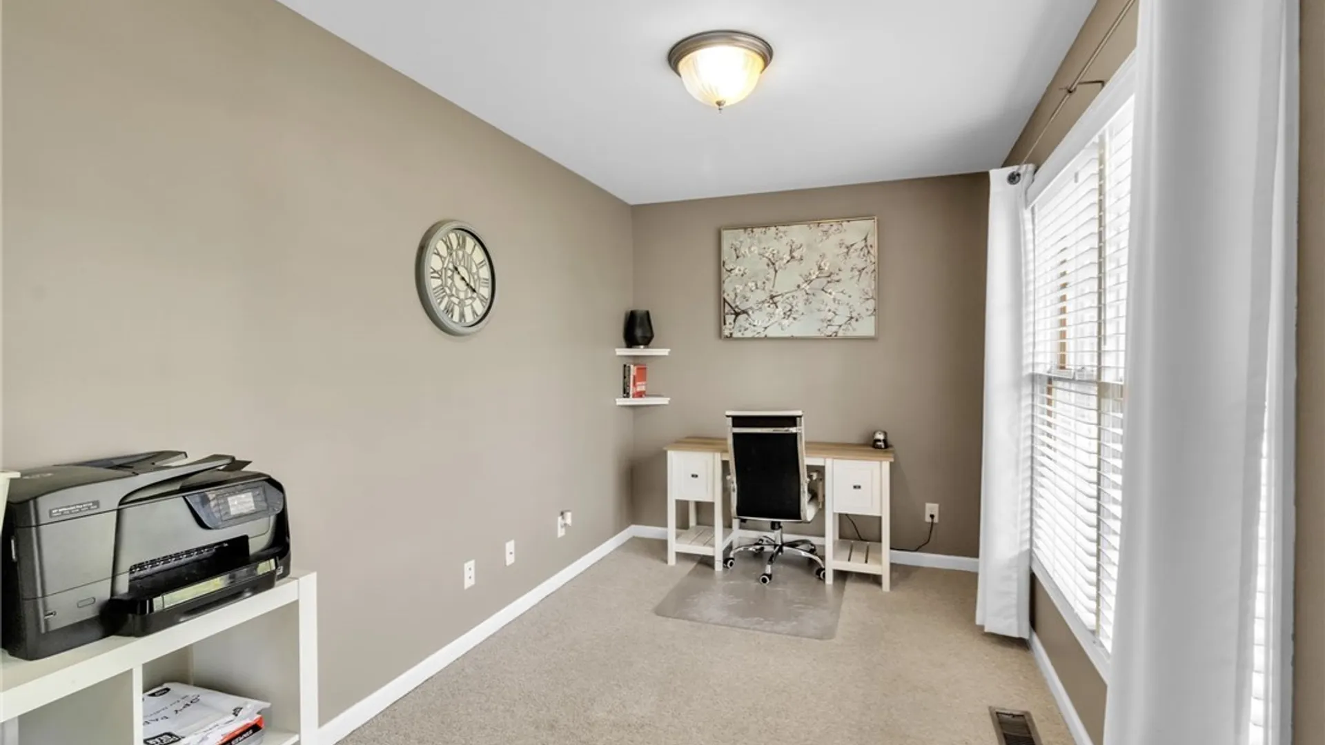 Property at 3604 Kelsey Lane, Wheatfield, NY 14120 11