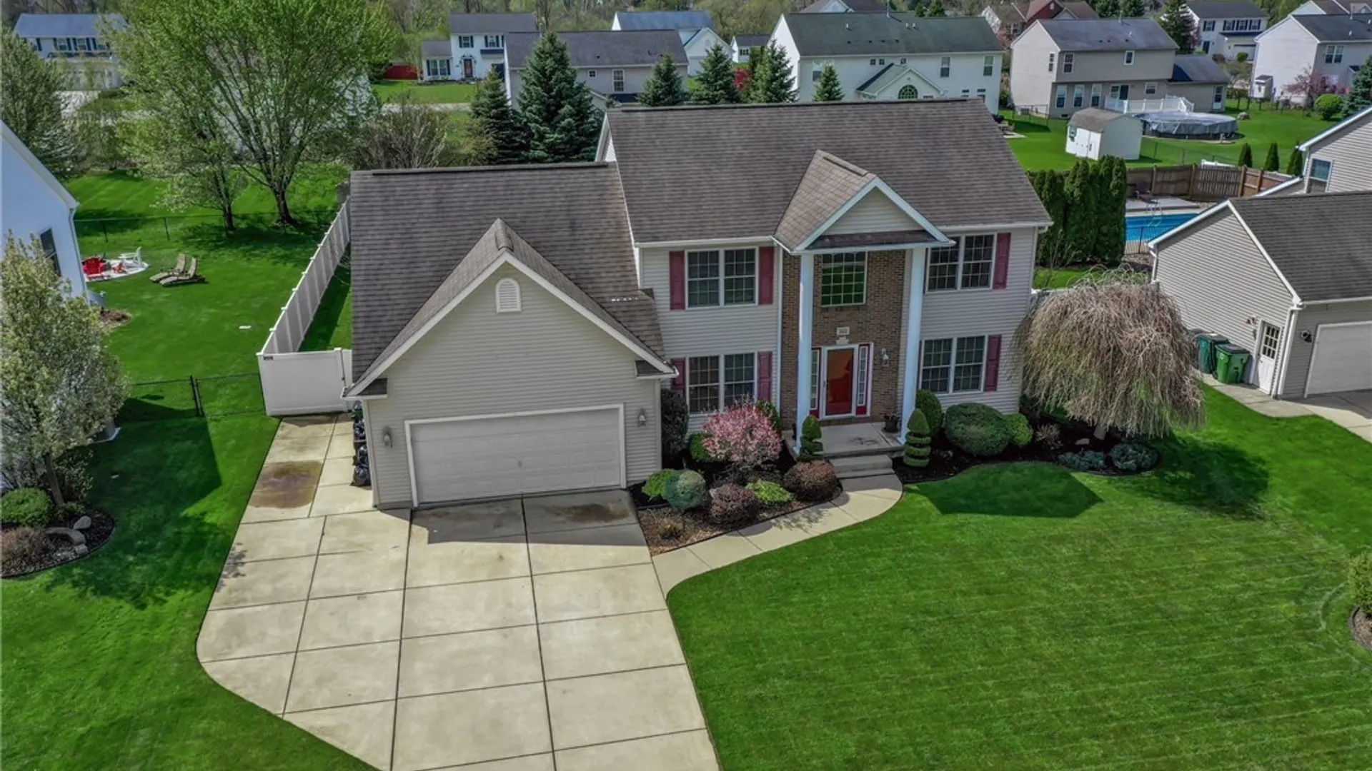 Property at 3604 Kelsey Lane, Wheatfield, NY 14120 3
