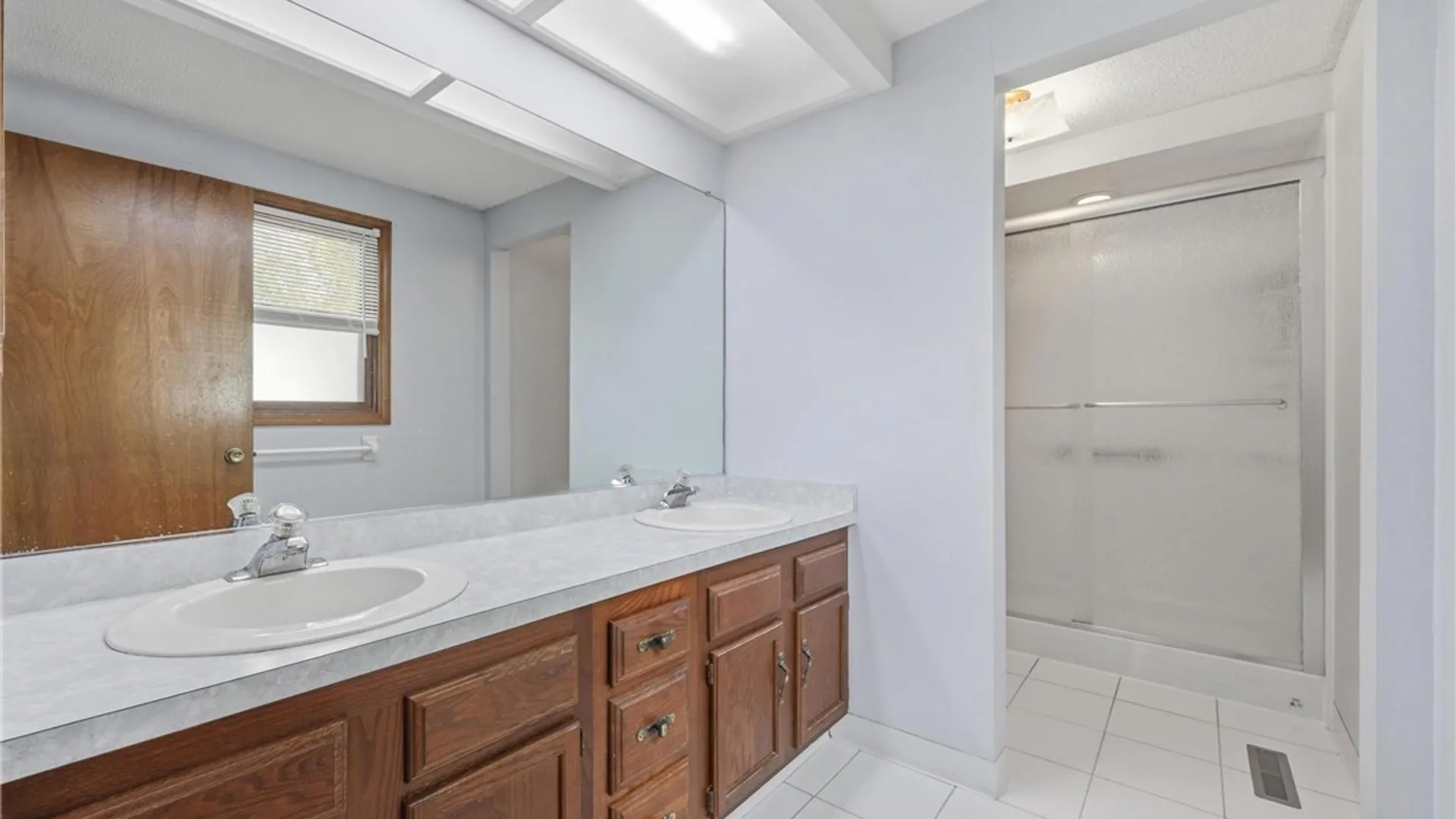Property at 44 Baron Court, Amherst, NY 14068 26